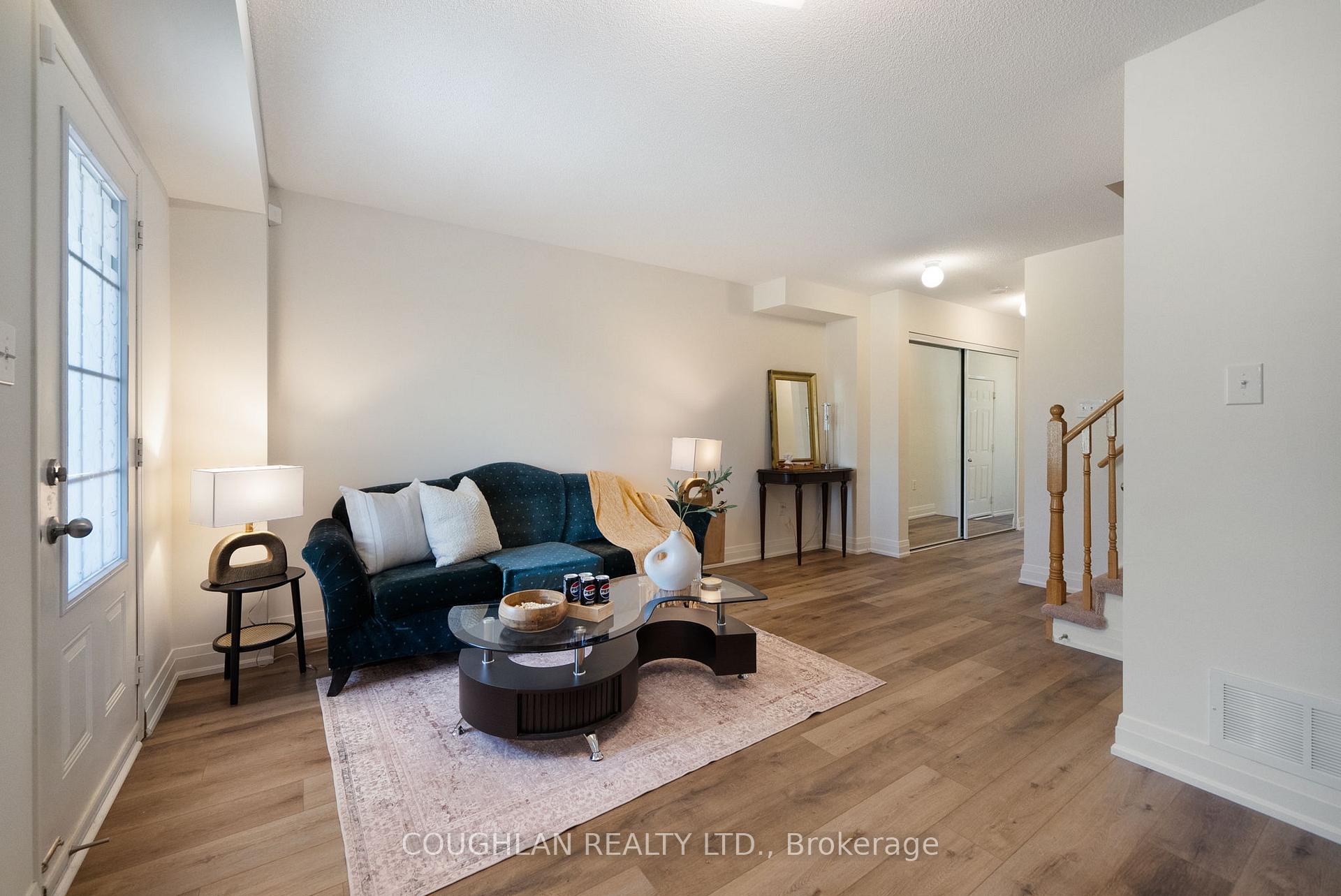 Photo 7 of 541 Rossland Road E, Ajax, Central East — HOMEH