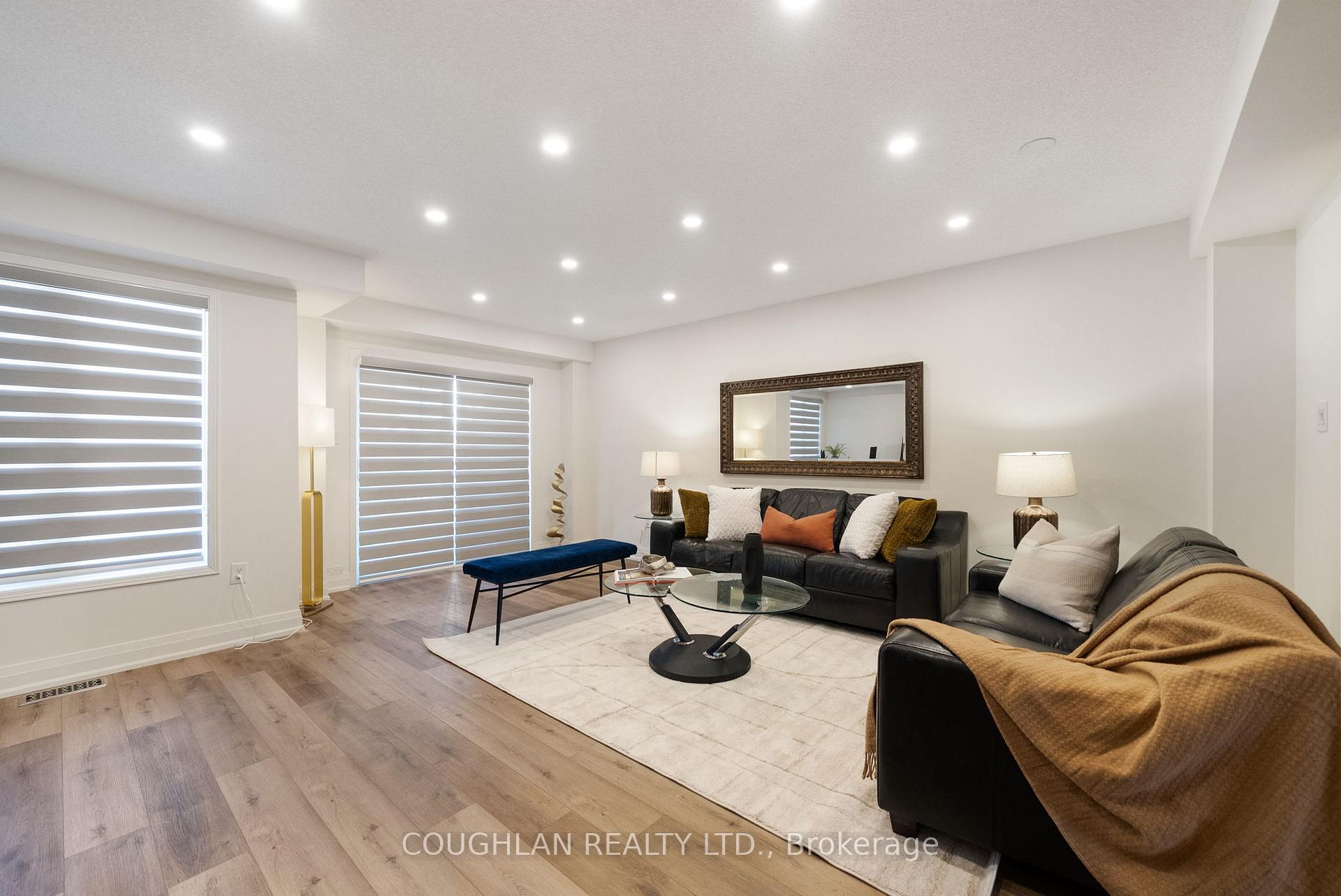 Photo 16 of 541 Rossland Road E, Ajax, Central East — HOMEH