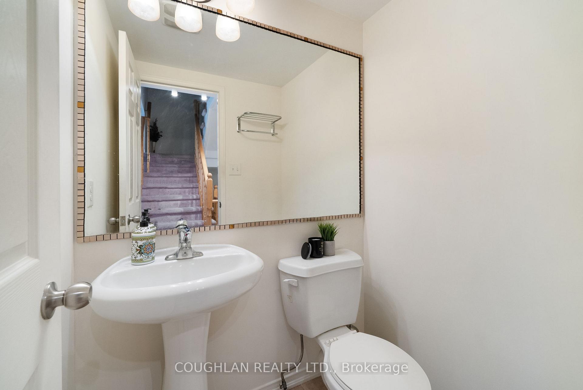 Photo 18 of 541 Rossland Road E, Ajax, Central East — HOMEH