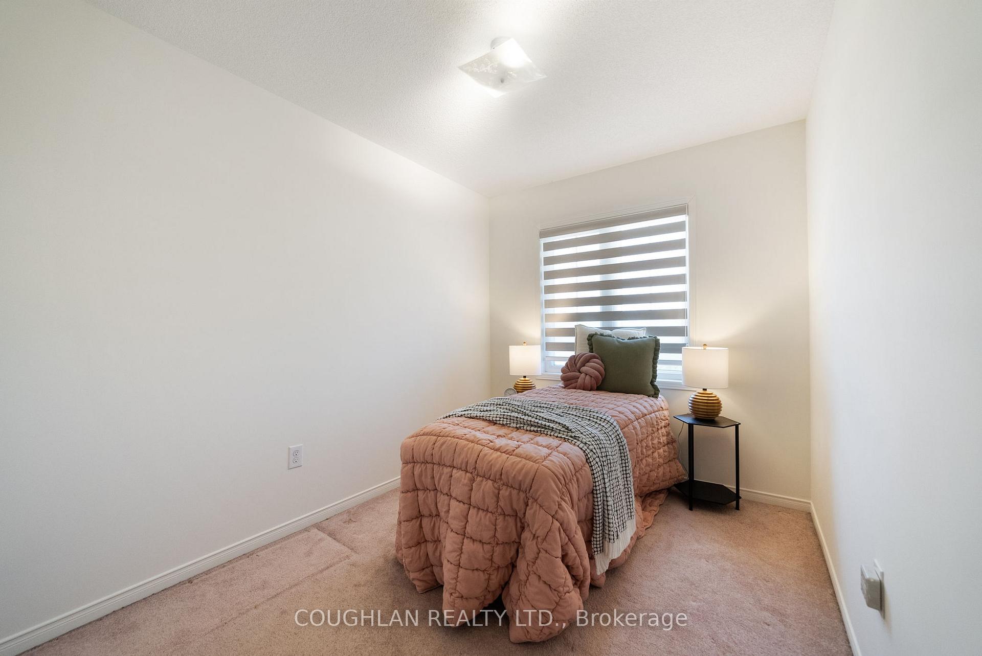 Photo 24 of 541 Rossland Road E, Ajax, Central East — HOMEH