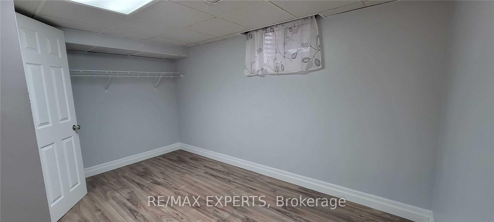 Photo 11 of 44 Marilyn Place, Vaughan, West Woodbridge — HOMEH