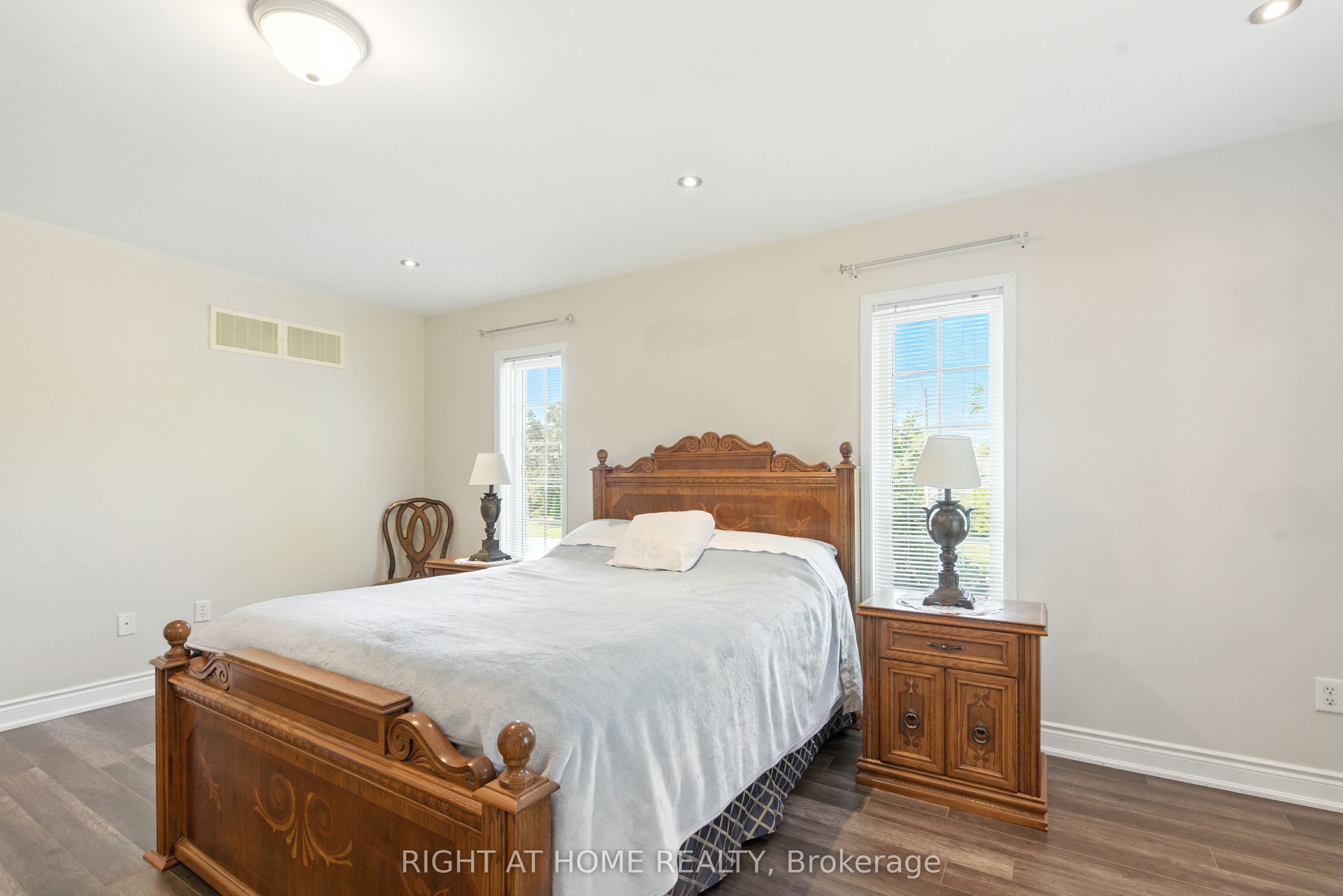 Photo 70 of 1233 Lamont Crescent, Milton, Clarke — HOMEH