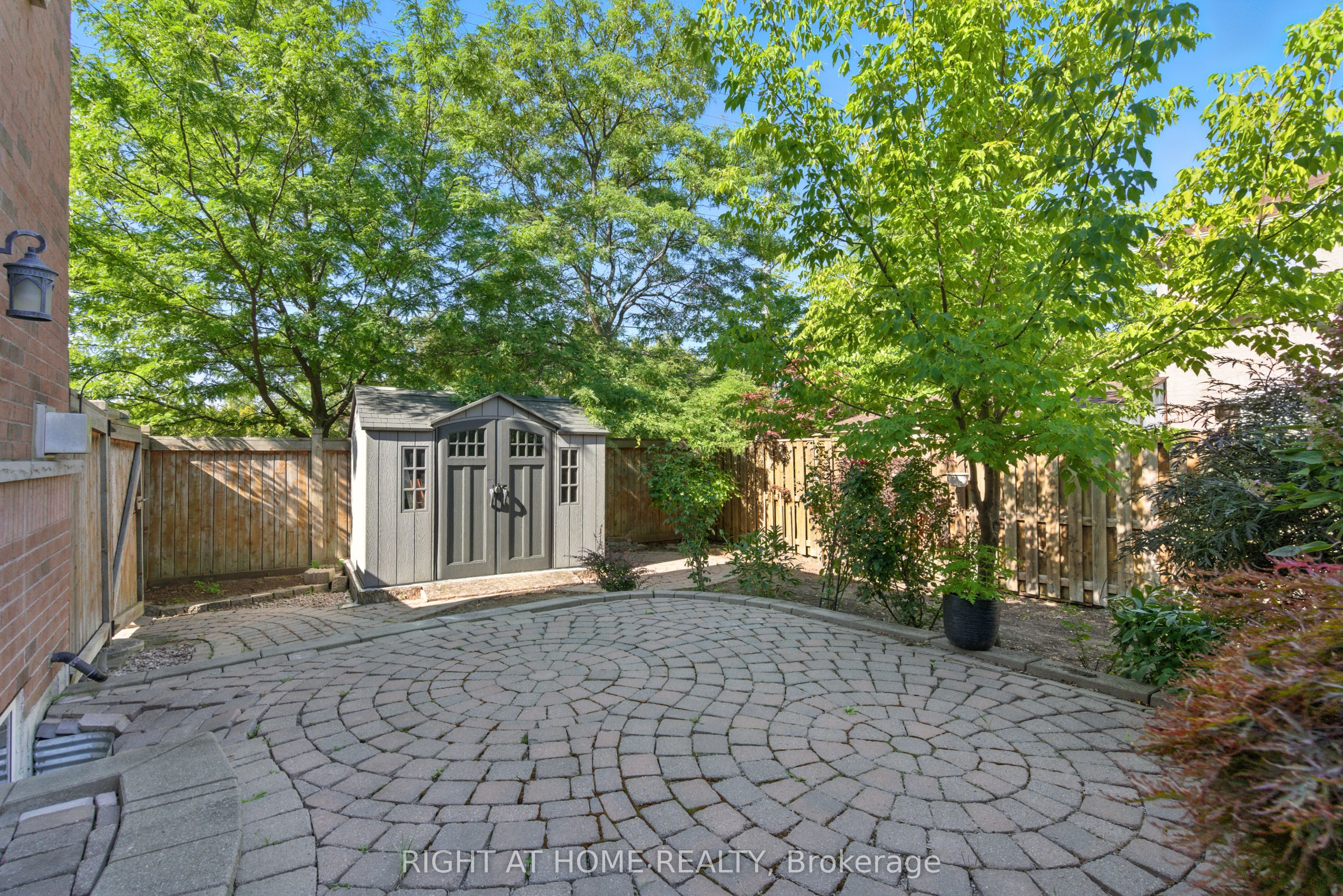 Photo 88 of 1233 Lamont Crescent, Milton, Clarke — HOMEH