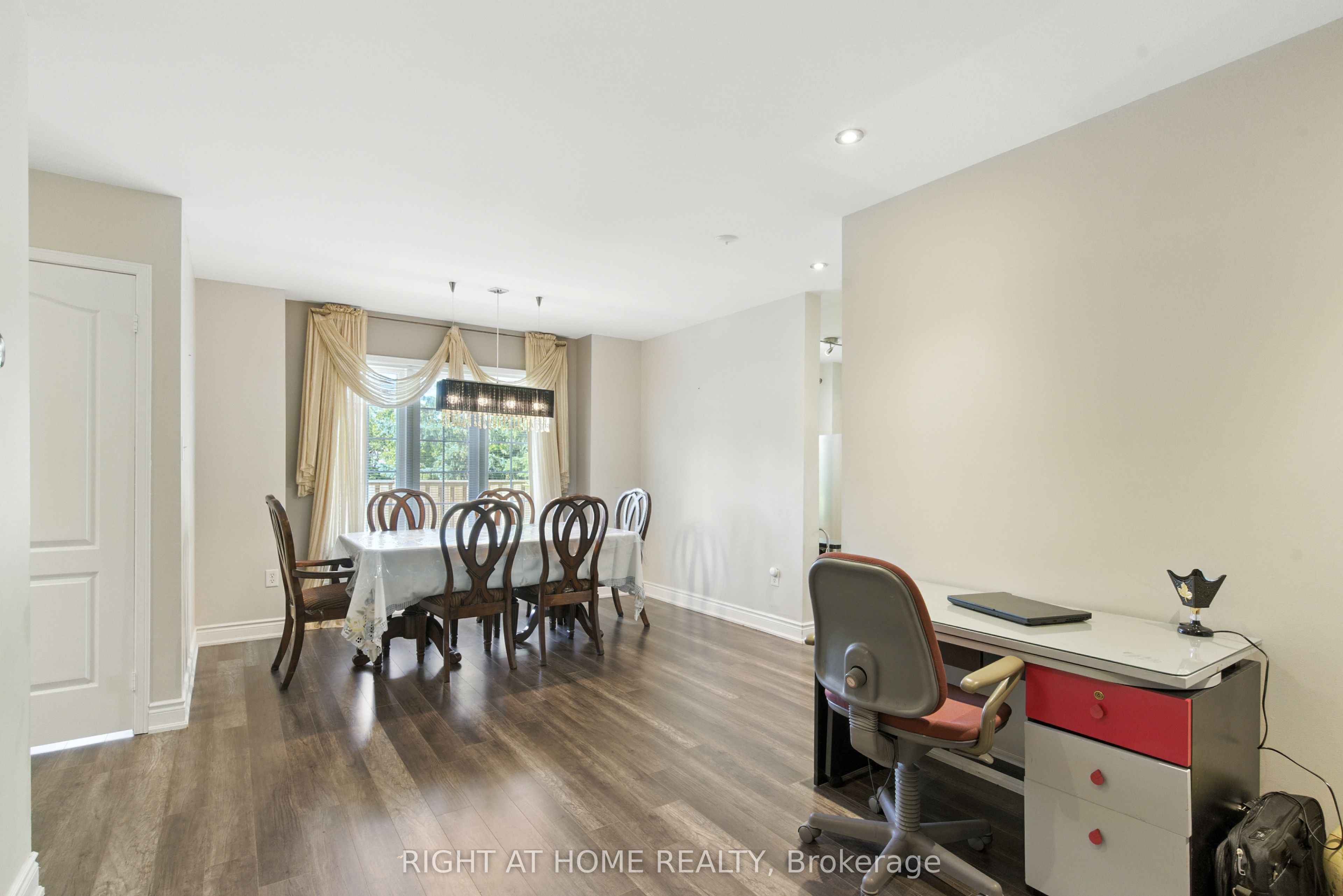 Photo 57 of 1233 Lamont Crescent, Milton, Clarke — HOMEH