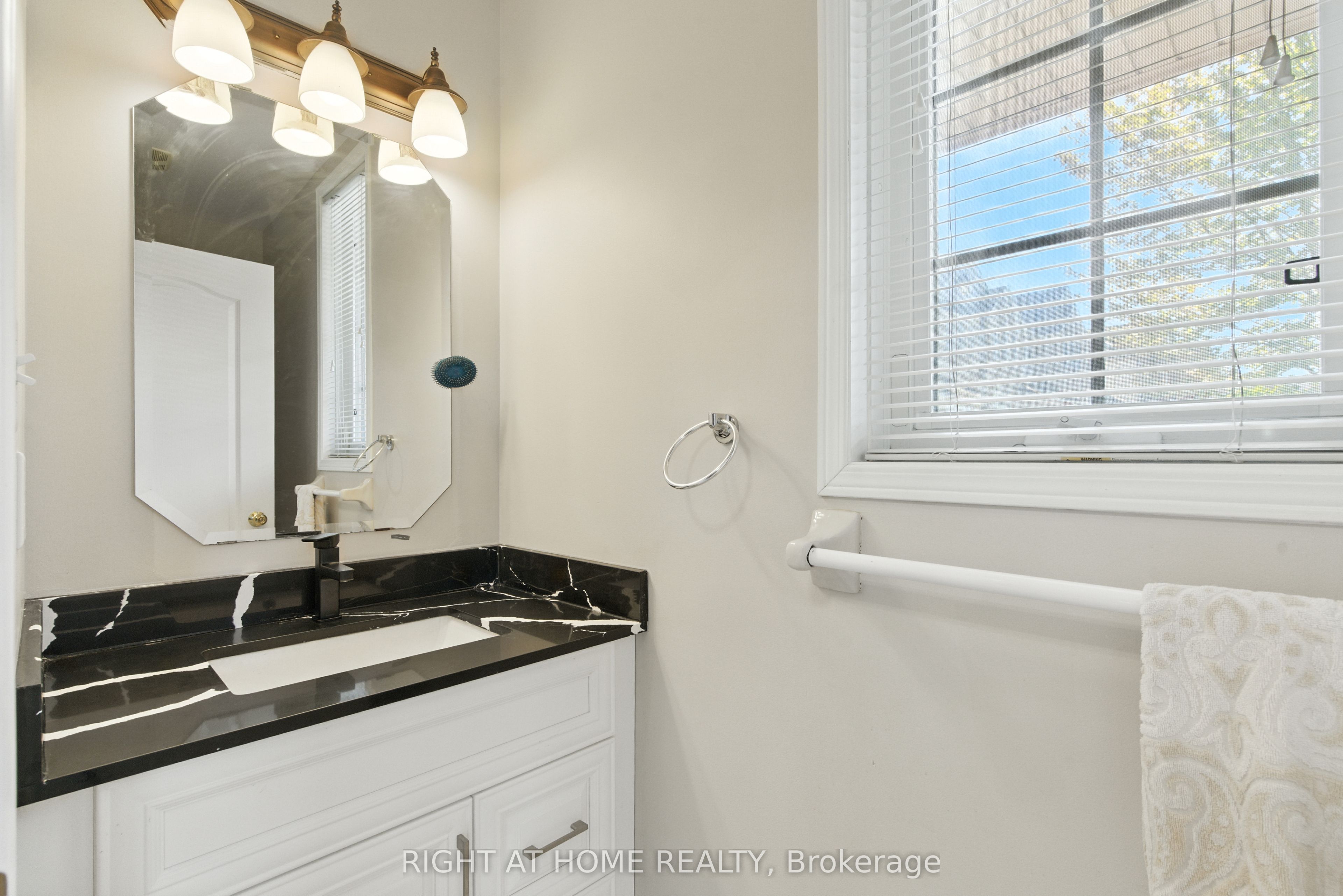 Photo 67 of 1233 Lamont Crescent, Milton, Clarke — HOMEH
