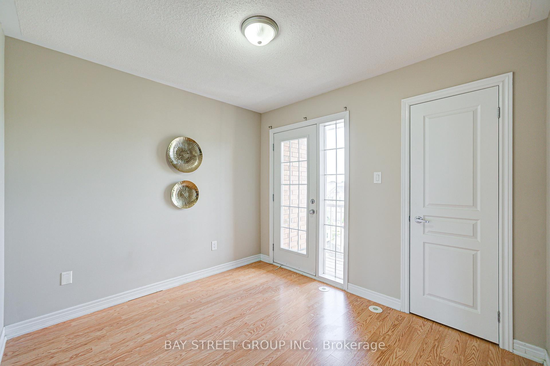 Photo 25 of 39 Zokol Drive, Aurora, Bayview Northeast — HOMEH