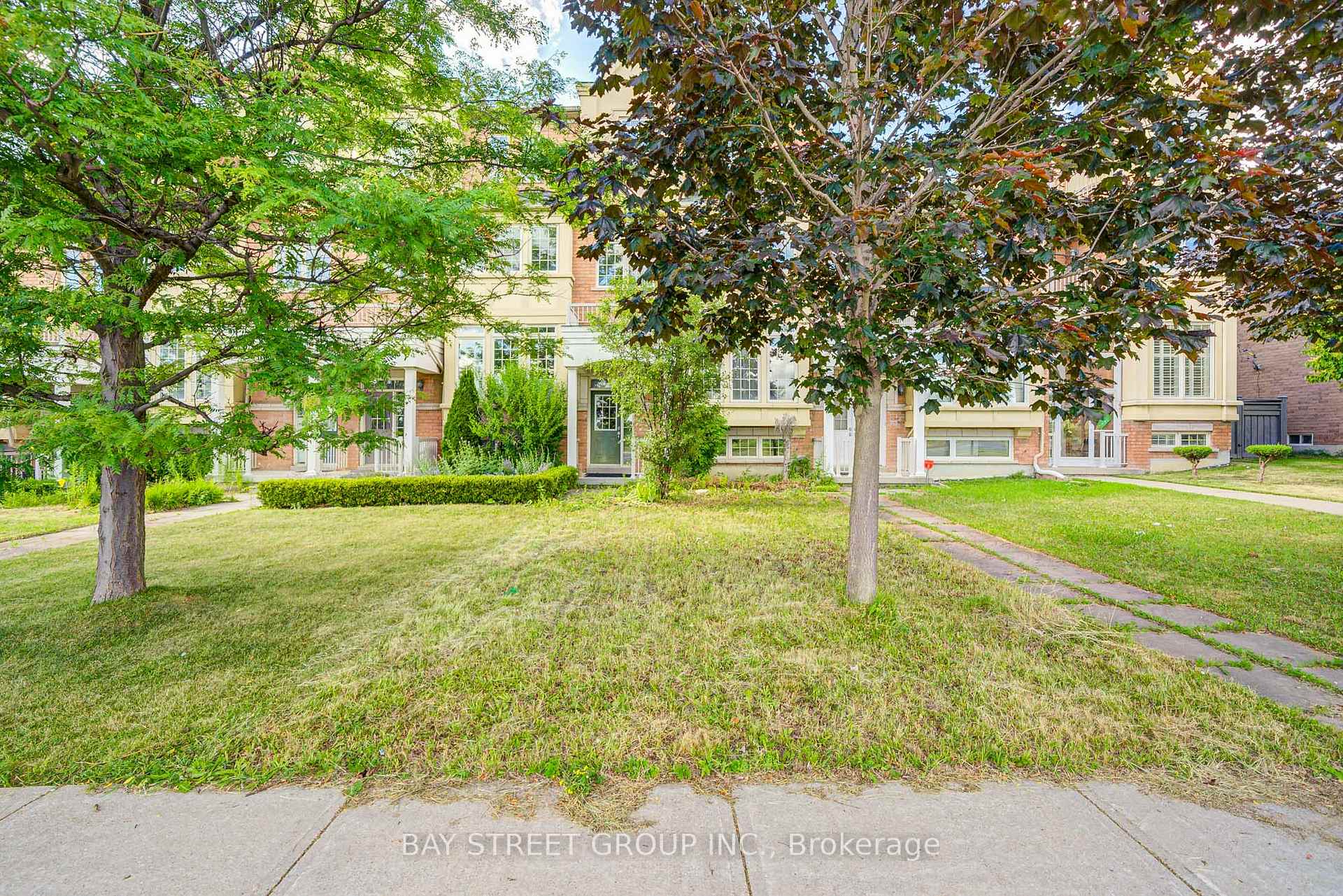 Photo 40 of 39 Zokol Drive, Aurora, Bayview Northeast — HOMEH