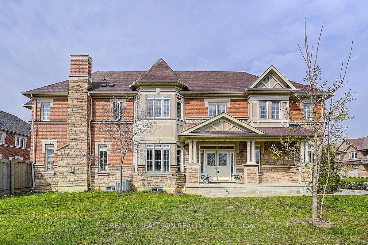 Photo 2 of 61 Warbler Avenue, Vaughan, Patterson — HOMEH