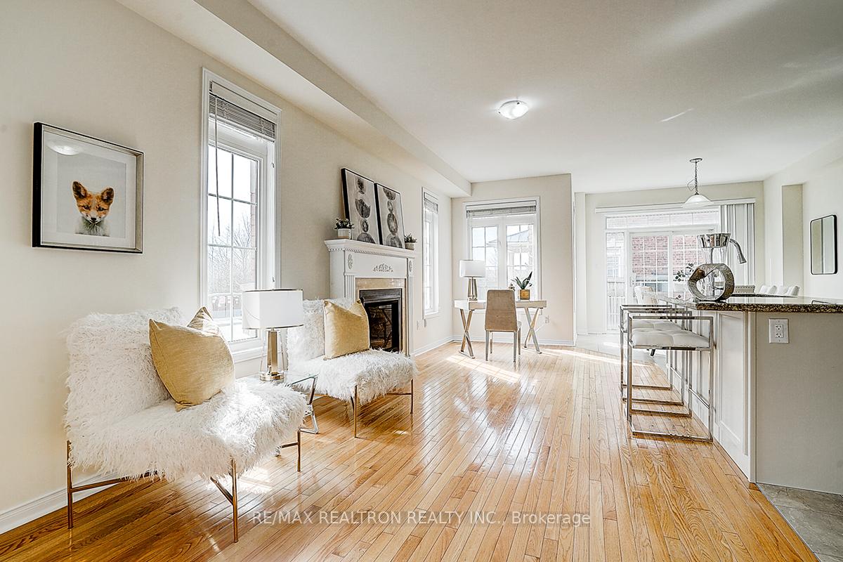 Photo 10 of 61 Warbler Avenue, Vaughan, Patterson — HOMEH