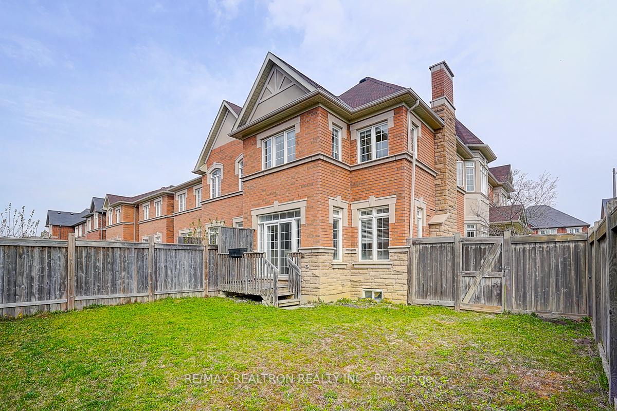 Photo 28 of 61 Warbler Avenue, Vaughan, Patterson — HOMEH