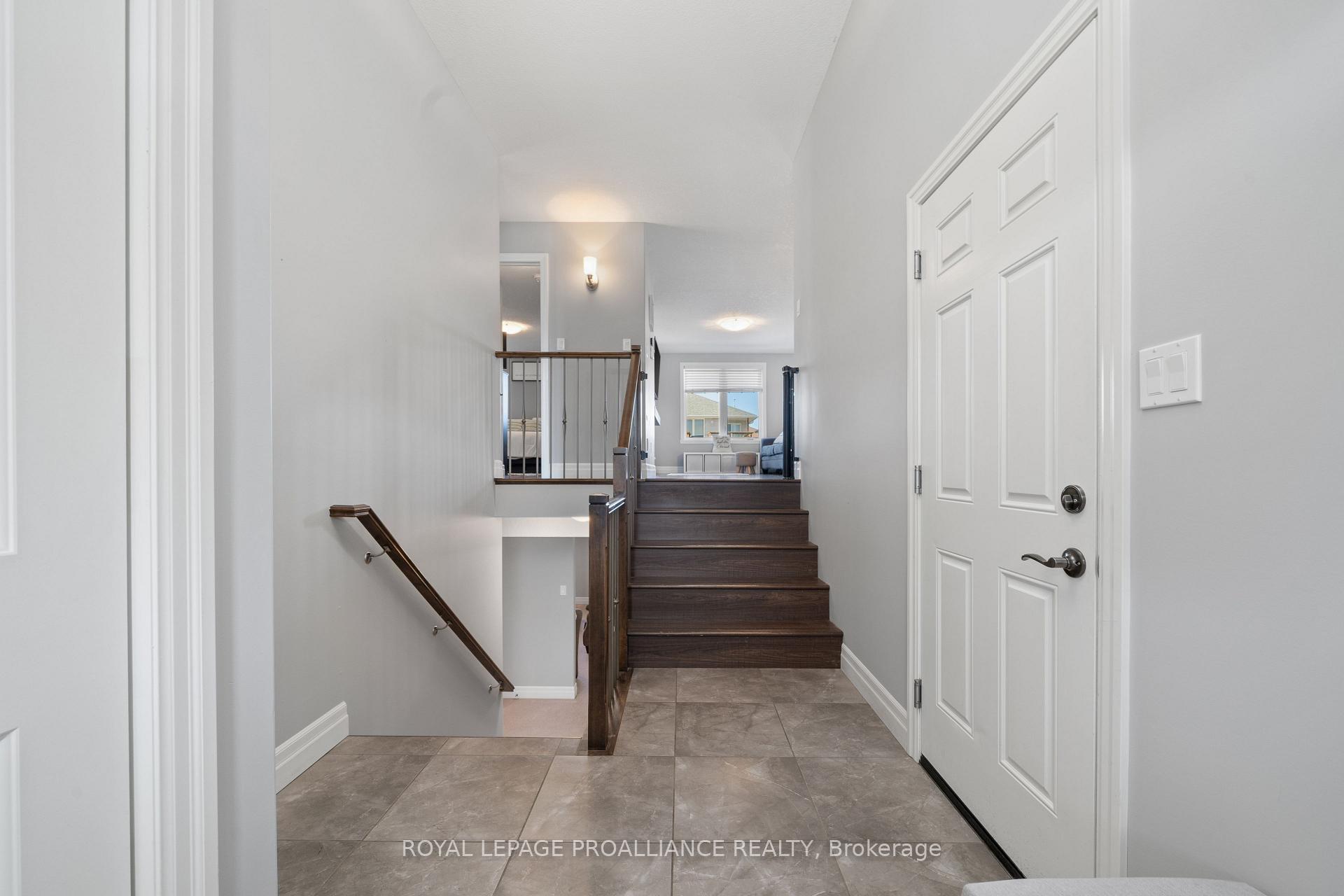 Photo 7 of 64 Cortland Crescent, Quinte West, Murray Ward — HOMEH