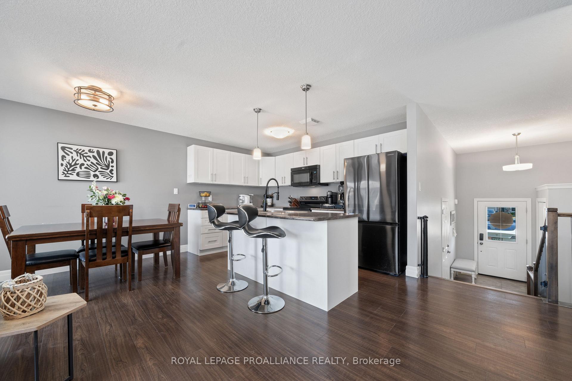 Photo 8 of 64 Cortland Crescent, Quinte West, Murray Ward — HOMEH