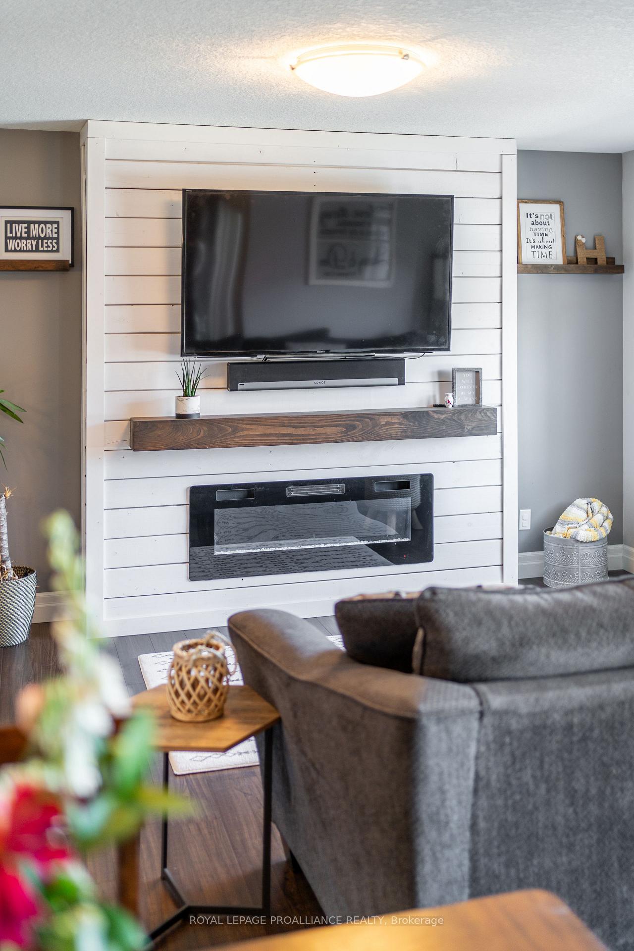 Photo 15 of 64 Cortland Crescent, Quinte West, Murray Ward — HOMEH