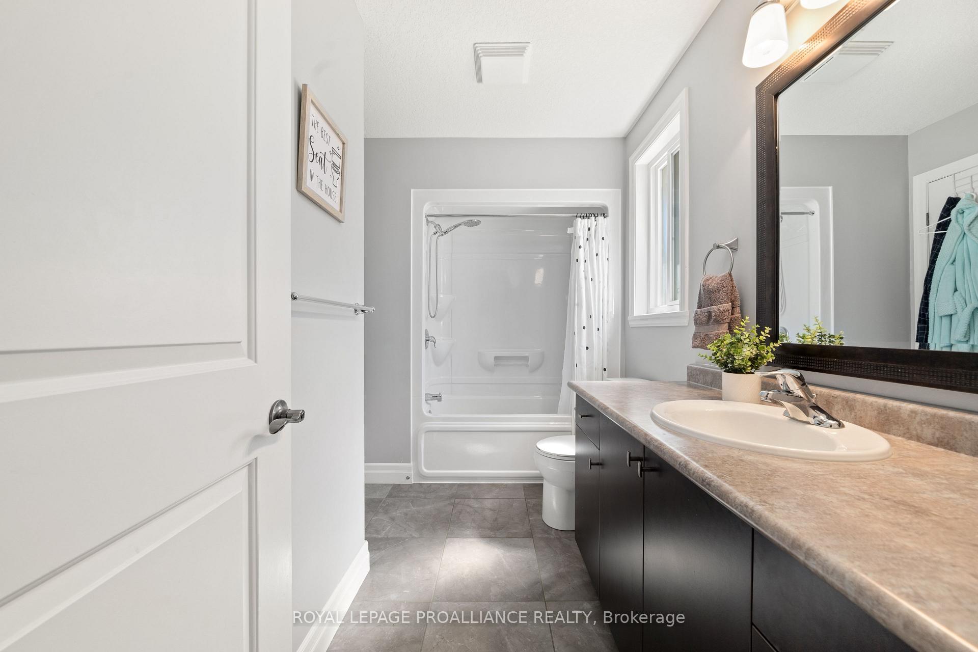 Photo 20 of 64 Cortland Crescent, Quinte West, Murray Ward — HOMEH