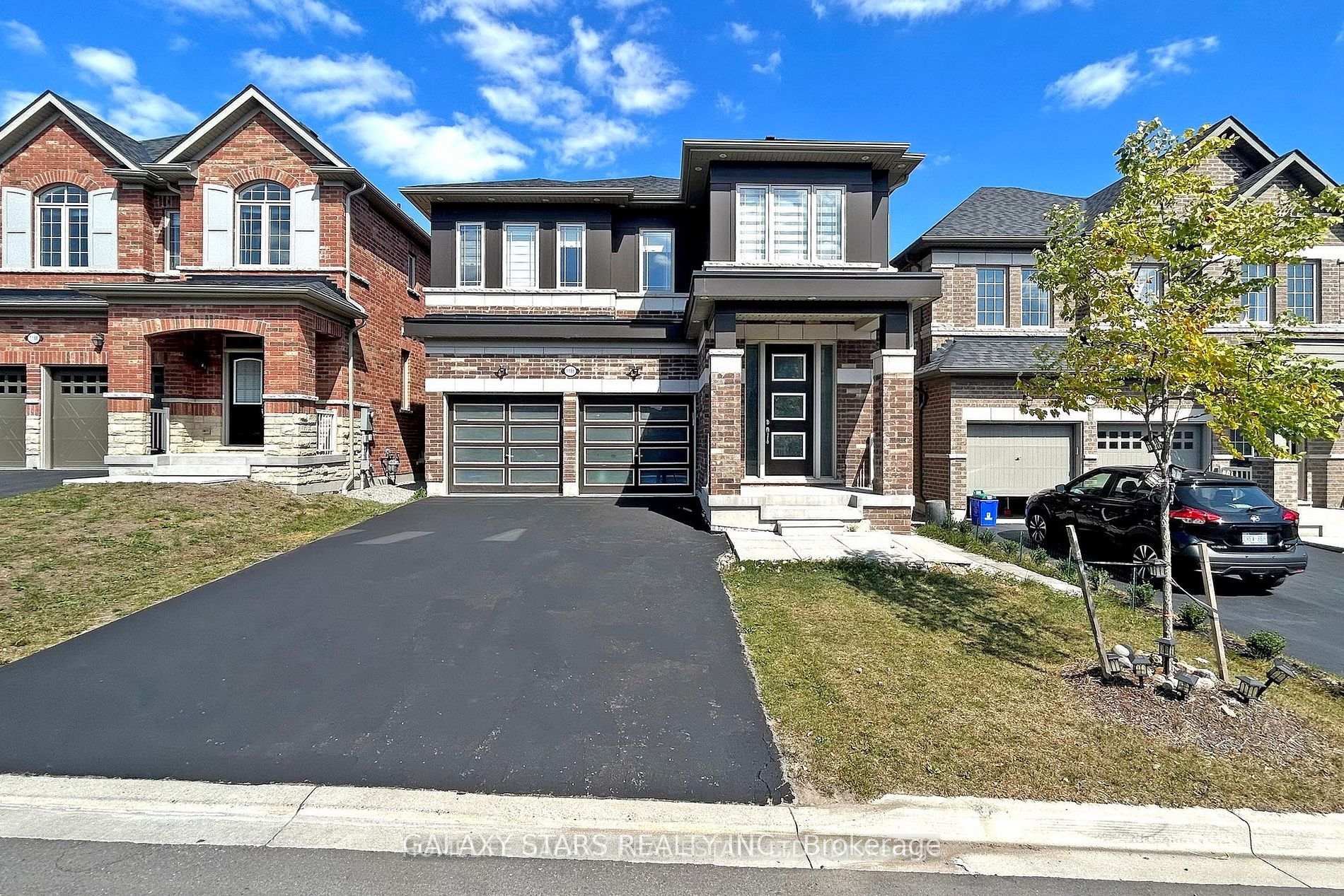 Photo 1 of 1186 Enchanted Crescent, Pickering, Rural Pickering — HOMEH