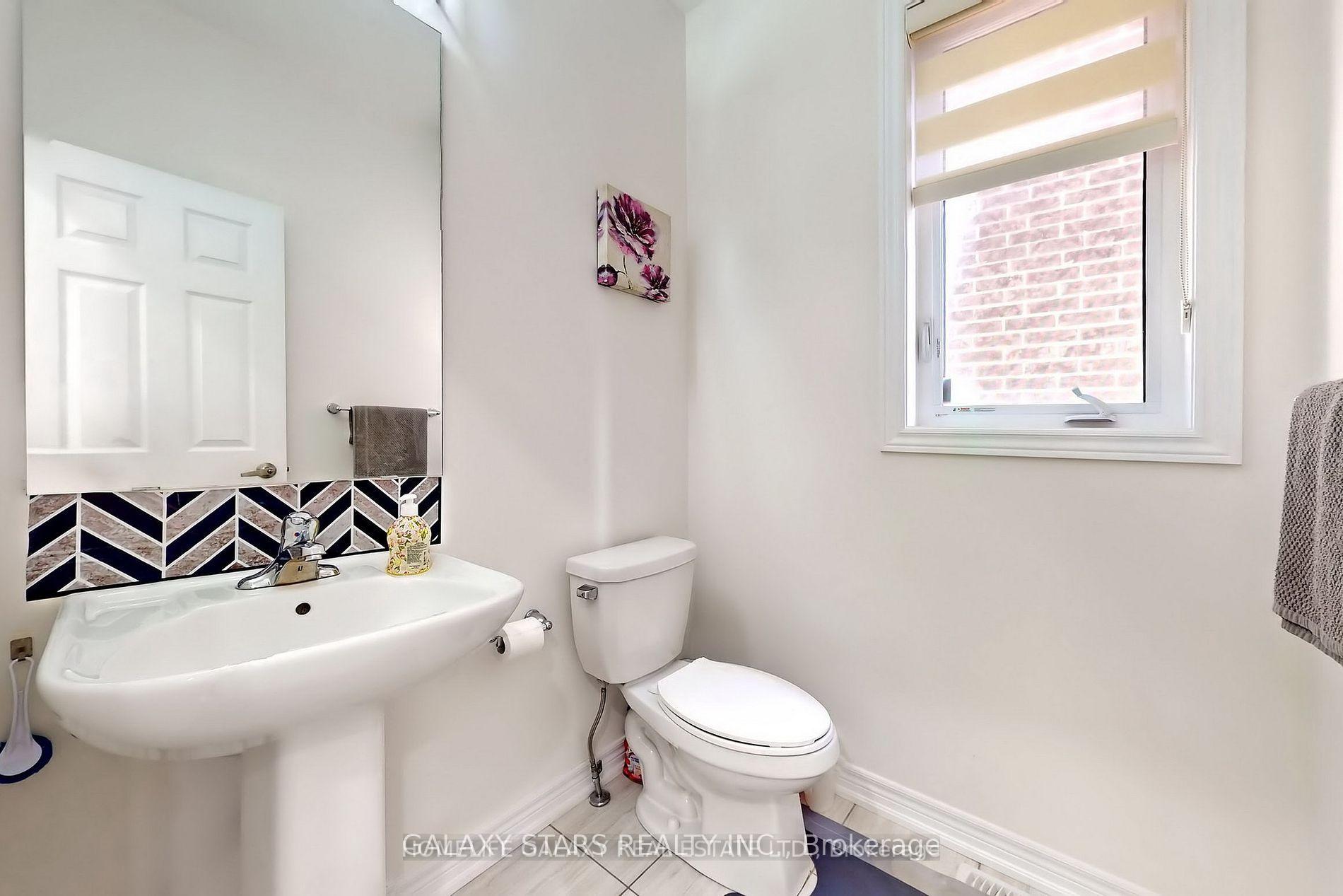 Photo 13 of 1186 Enchanted Crescent, Pickering, Rural Pickering — HOMEH