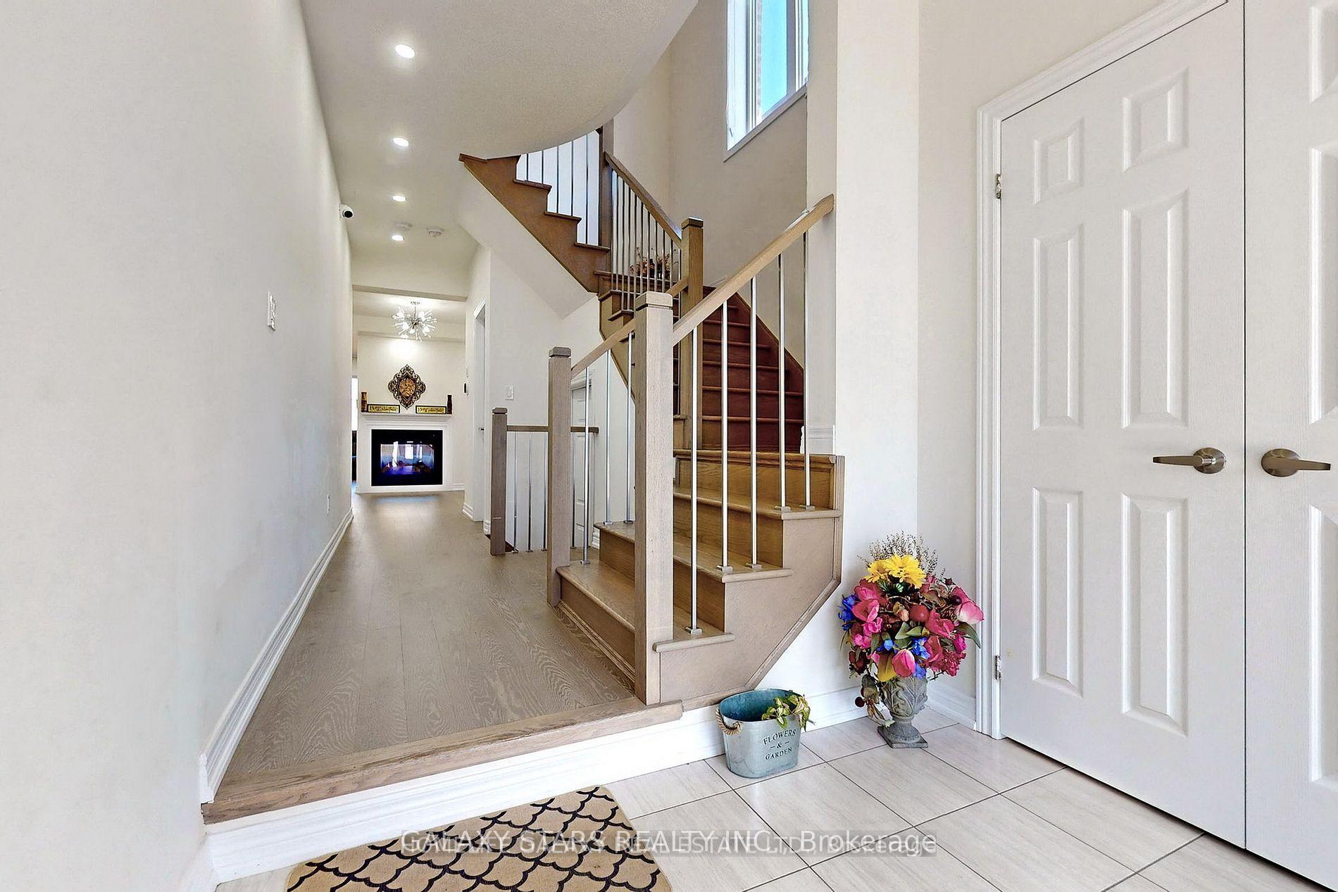 Photo 14 of 1186 Enchanted Crescent, Pickering, Rural Pickering — HOMEH