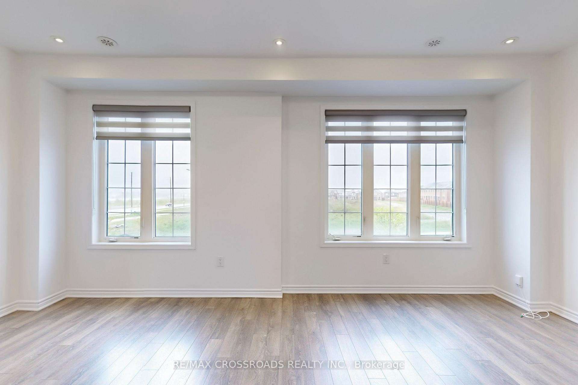 Photo 13 of 18 Fiesta Way, Whitby, Rural Whitby — HOMEH
