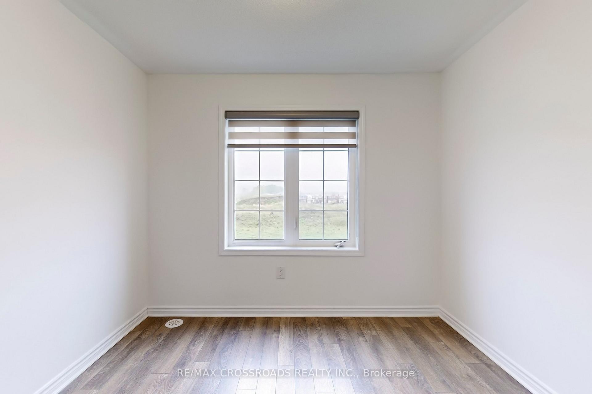 Photo 27 of 18 Fiesta Way, Whitby, Rural Whitby — HOMEH