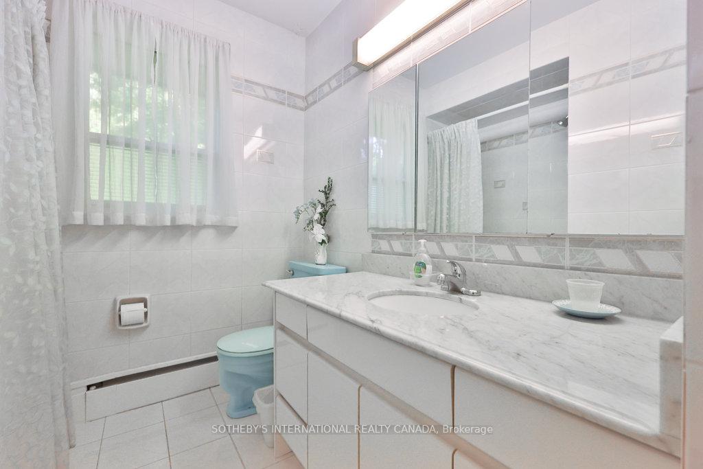 Photo 31 of 146 Sylvadene Parkway, Vaughan, East Woodbridge — HOMEH