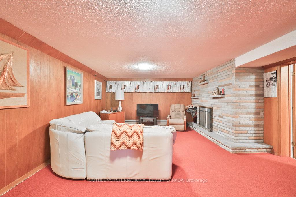 Photo 33 of 146 Sylvadene Parkway, Vaughan, East Woodbridge — HOMEH