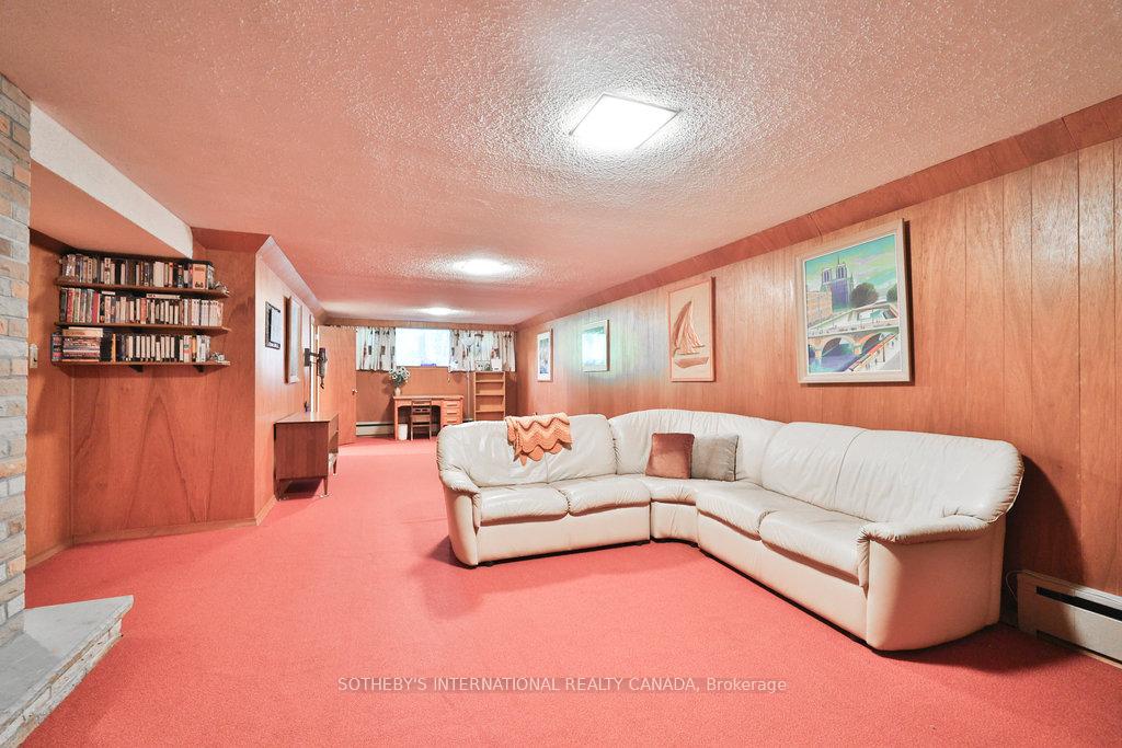 Photo 34 of 146 Sylvadene Parkway, Vaughan, East Woodbridge — HOMEH