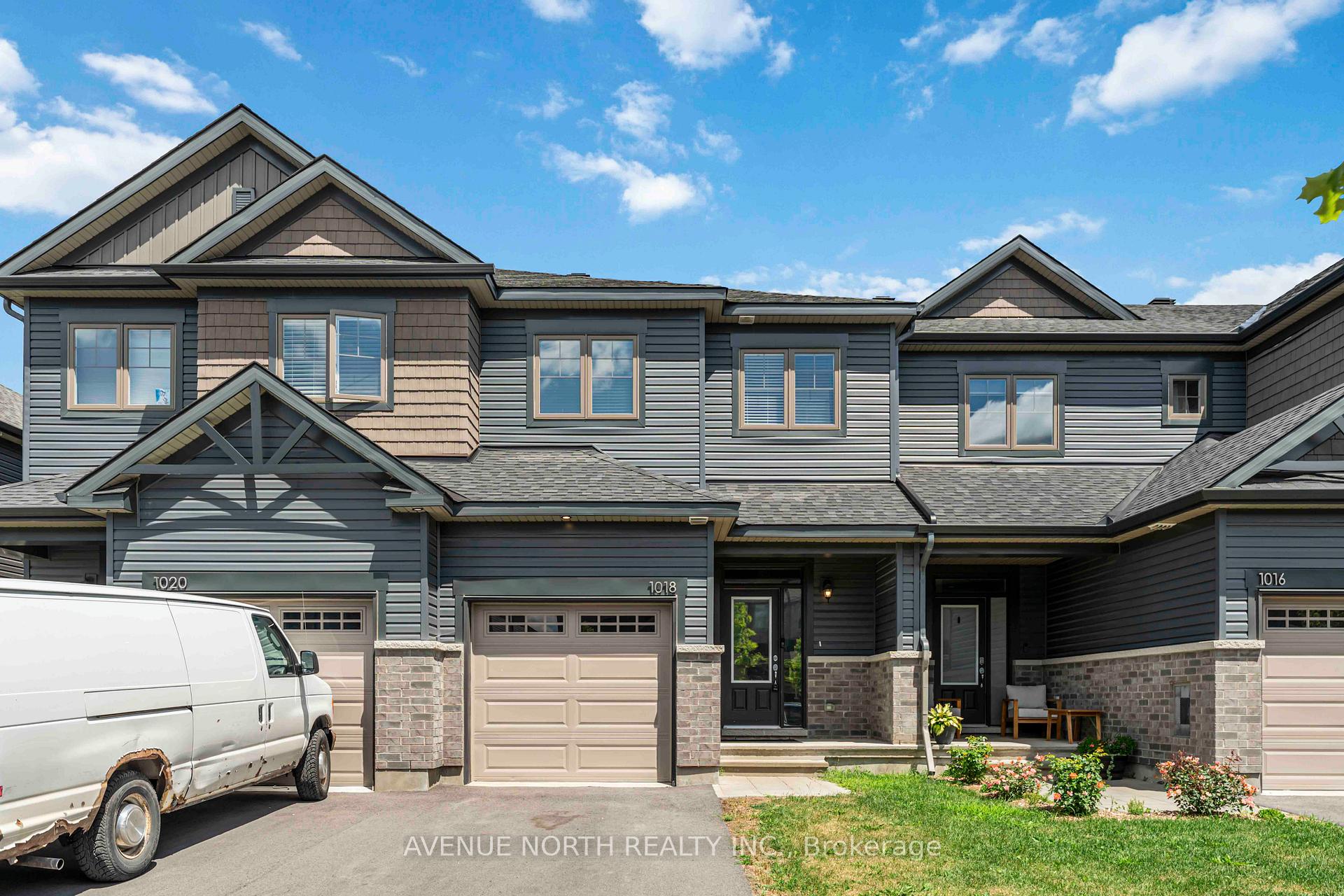 Photo 1 of 1018 Kijik Crescent, Ottawa, Blossom Park/Kemp Park/Findlay Creek — HOMEH