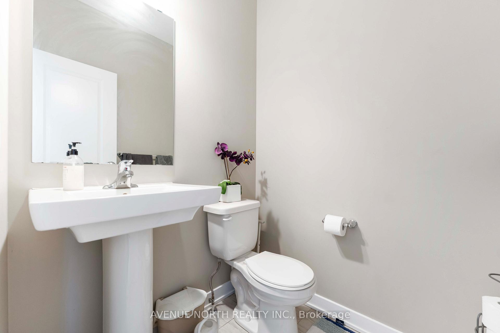 Photo 2 of 1018 Kijik Crescent, Ottawa, Blossom Park/Kemp Park/Findlay Creek — HOMEH