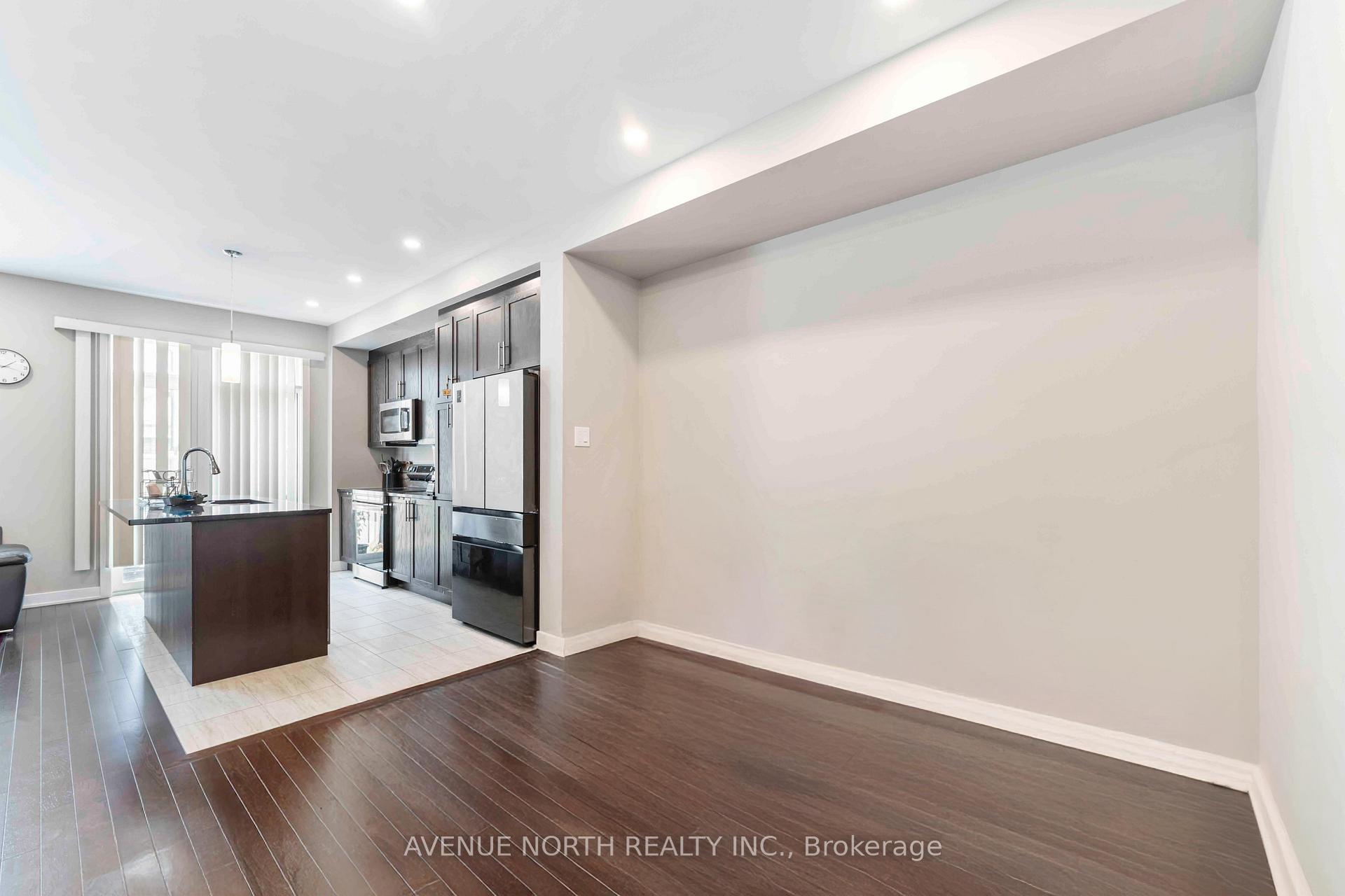 Photo 7 of 1018 Kijik Crescent, Ottawa, Blossom Park/Kemp Park/Findlay Creek — HOMEH