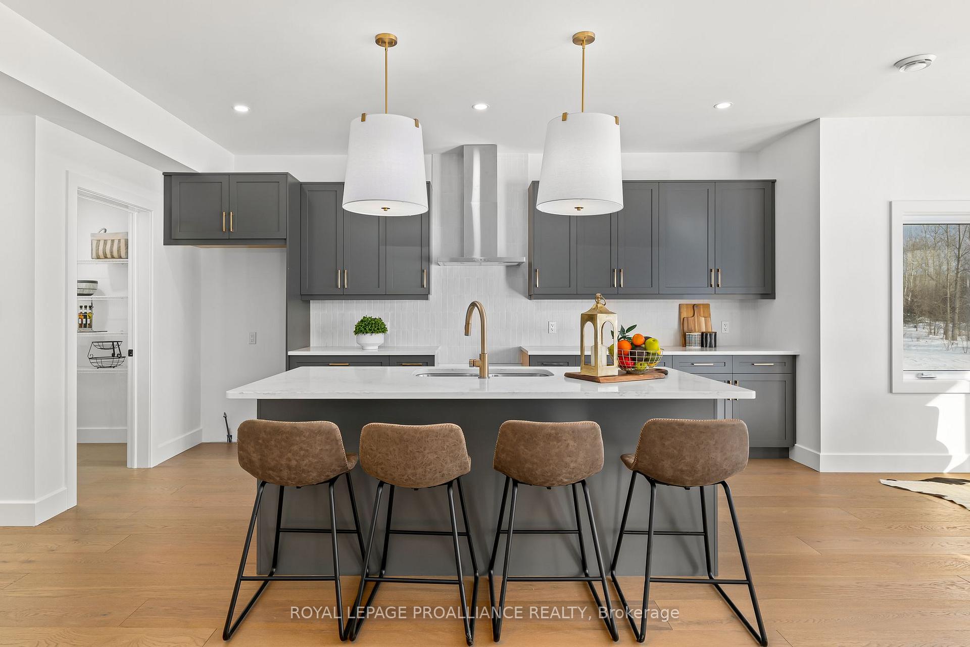 Photo 8 of 43 Fraser Drive, Quinte West, Sidney Ward — HOMEH