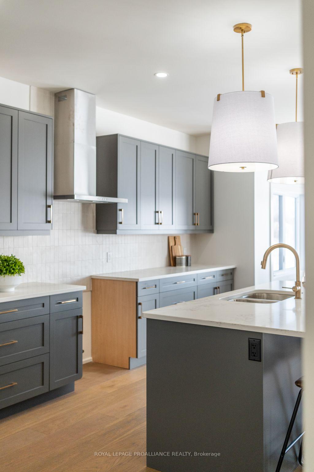Photo 10 of 43 Fraser Drive, Quinte West, Sidney Ward — HOMEH