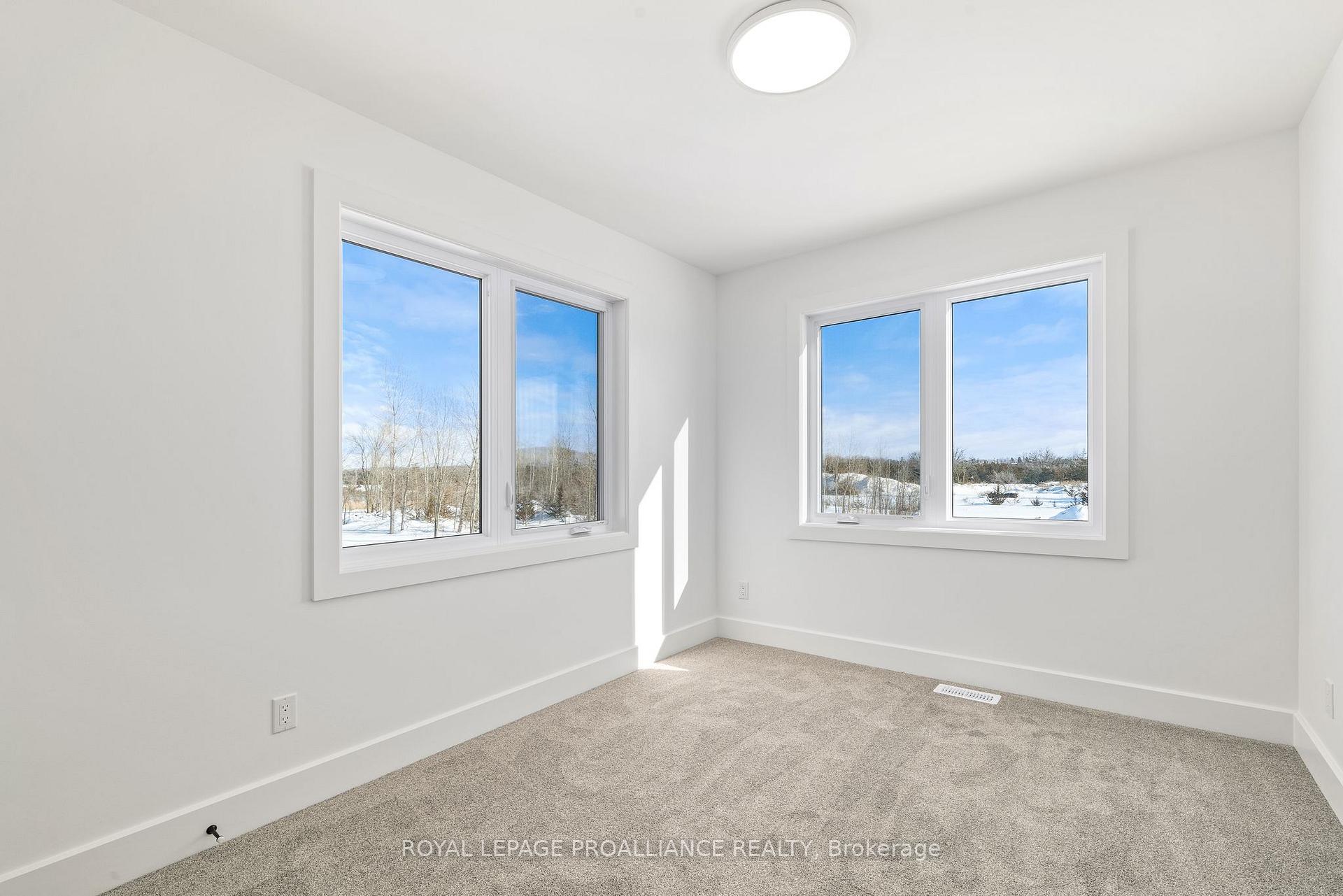 Photo 25 of 43 Fraser Drive, Quinte West, Sidney Ward — HOMEH