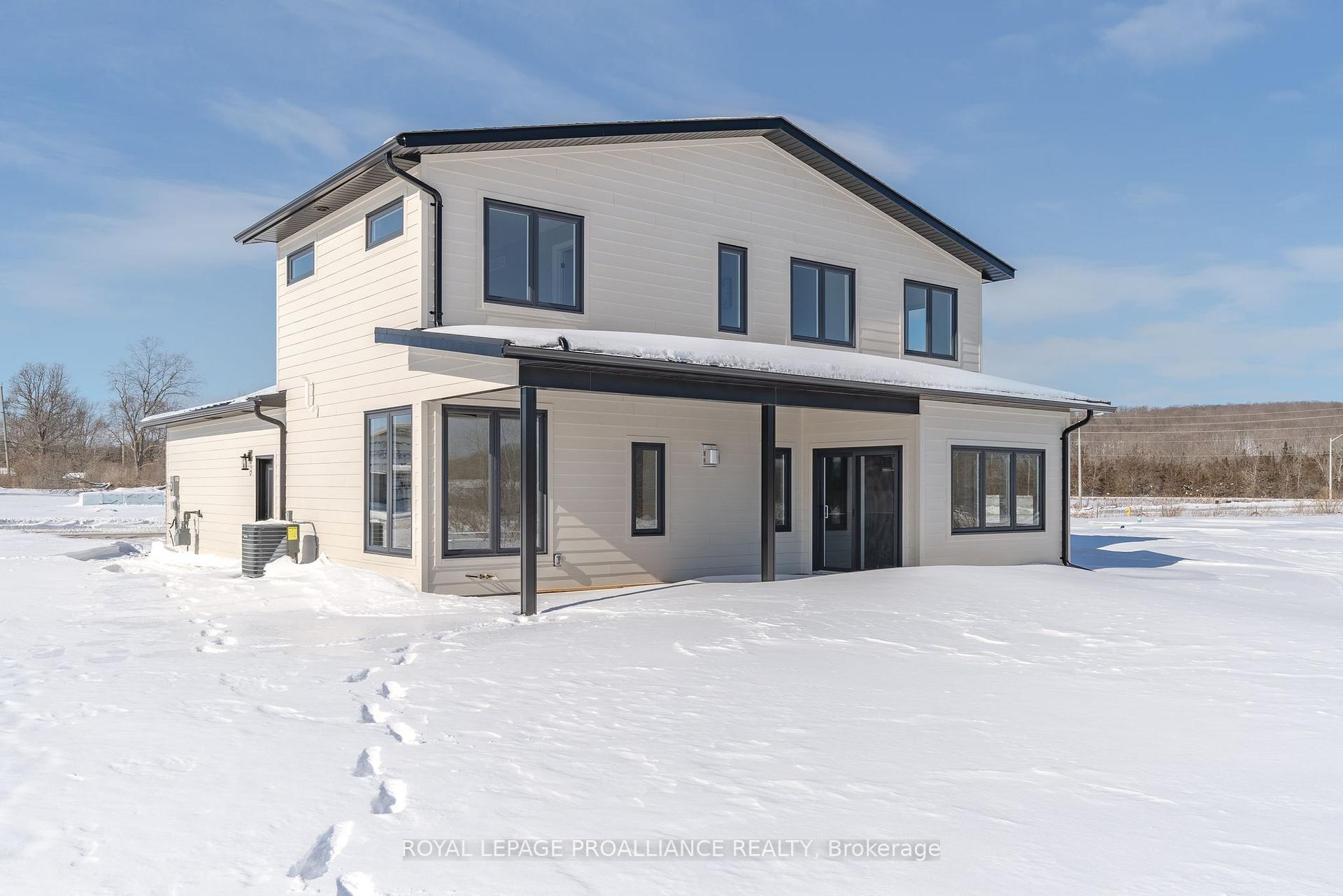 Photo 38 of 43 Fraser Drive, Quinte West, Sidney Ward — HOMEH