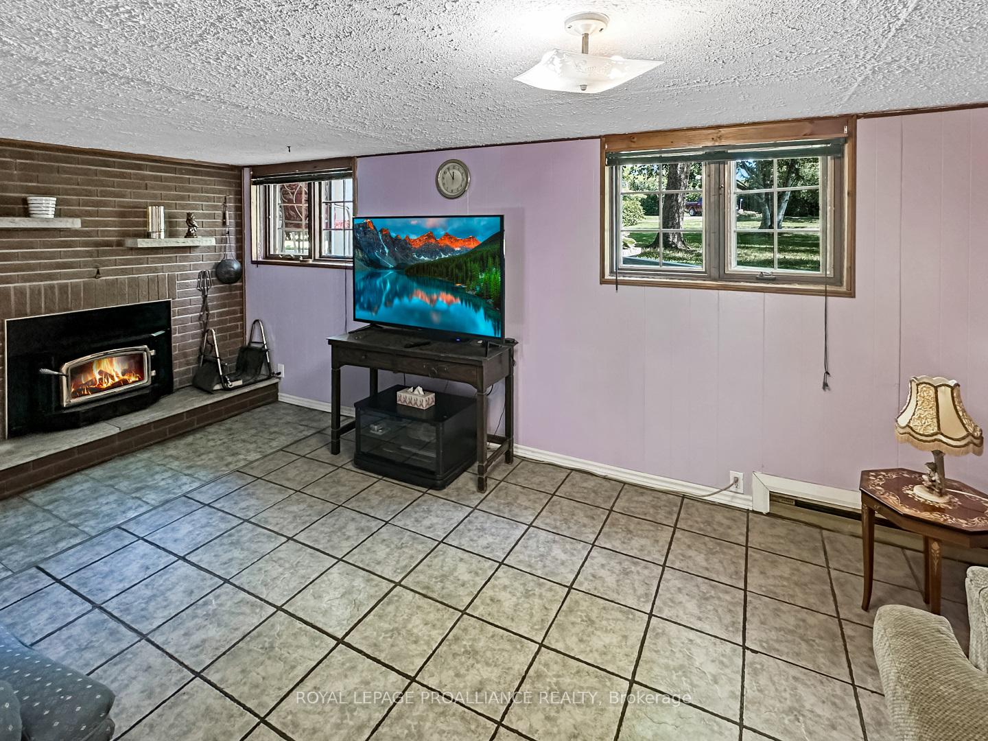 Photo 20 of 9 MacKenzie Road, Quinte West, Sidney Ward — HOMEH