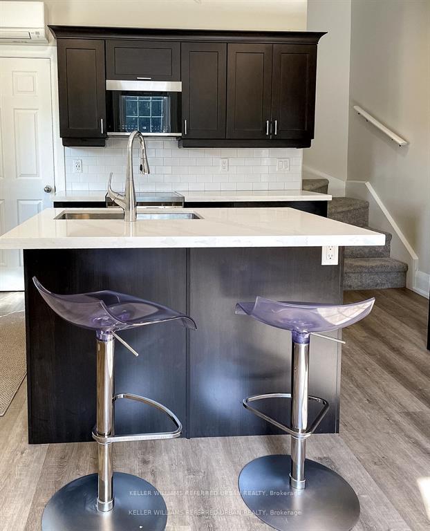 Photo 5 of Unit A, 54 Centre Street, Aurora, Aurora Village — HOMEH