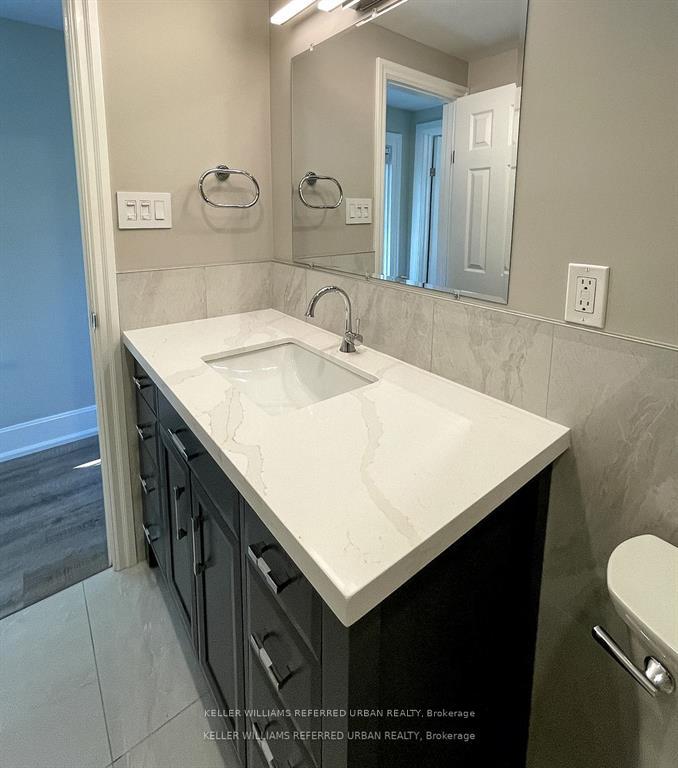 Photo 20 of Unit A, 54 Centre Street, Aurora, Aurora Village — HOMEH