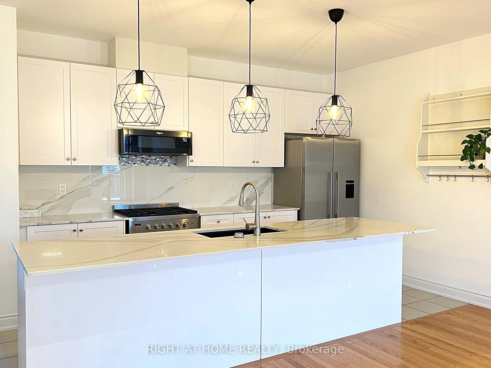 Photo 5 of 110 Hatton Garden Road, Vaughan, Vellore Village — HOMEH