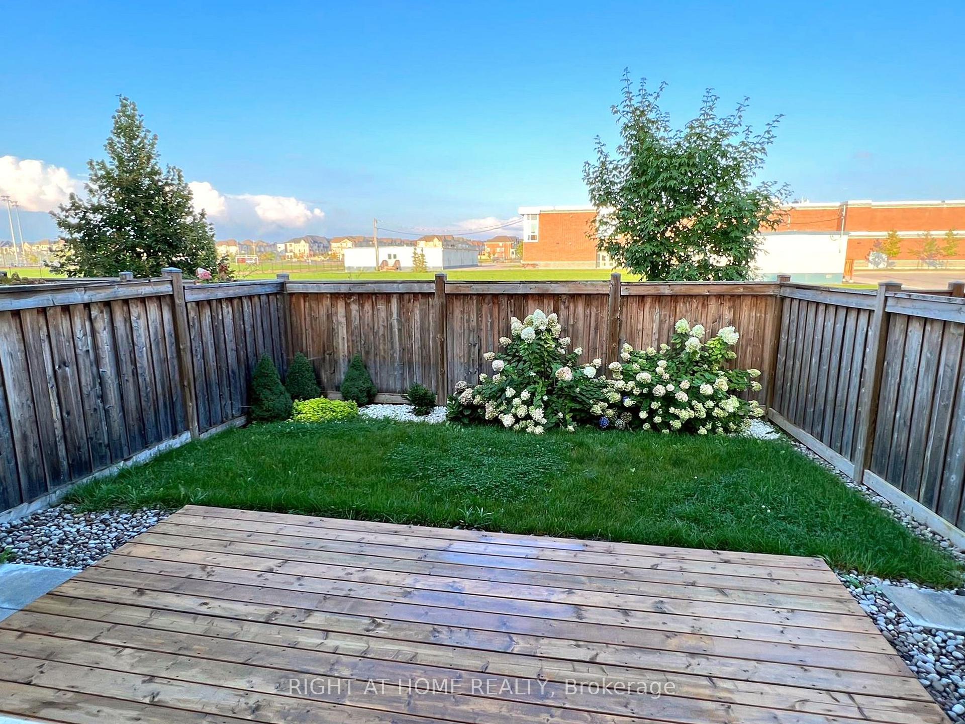 Photo 17 of 110 Hatton Garden Road, Vaughan, Vellore Village — HOMEH