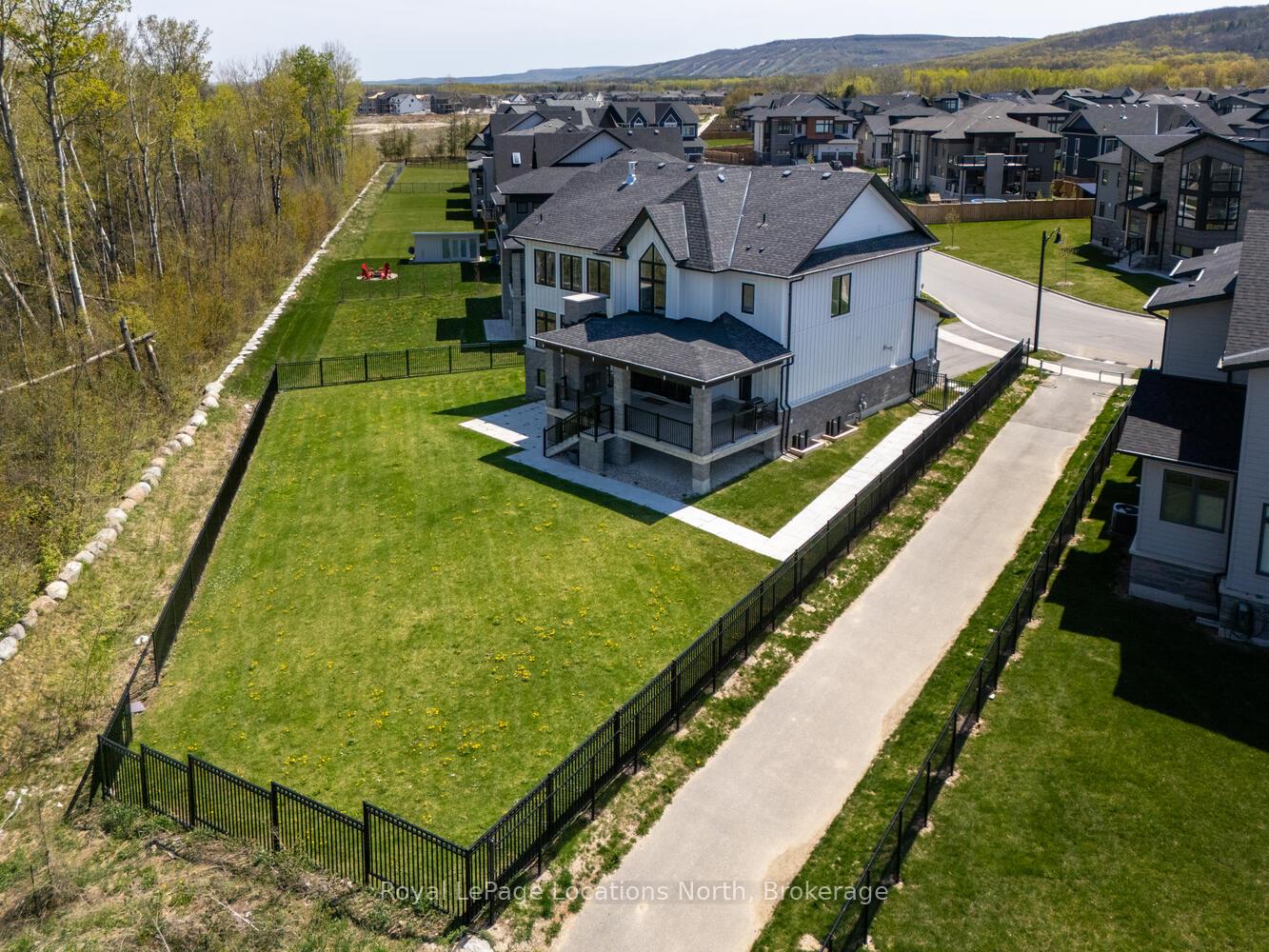 Photo 36 of 166 Springside Crescent, Blue Mountains — HOMEH