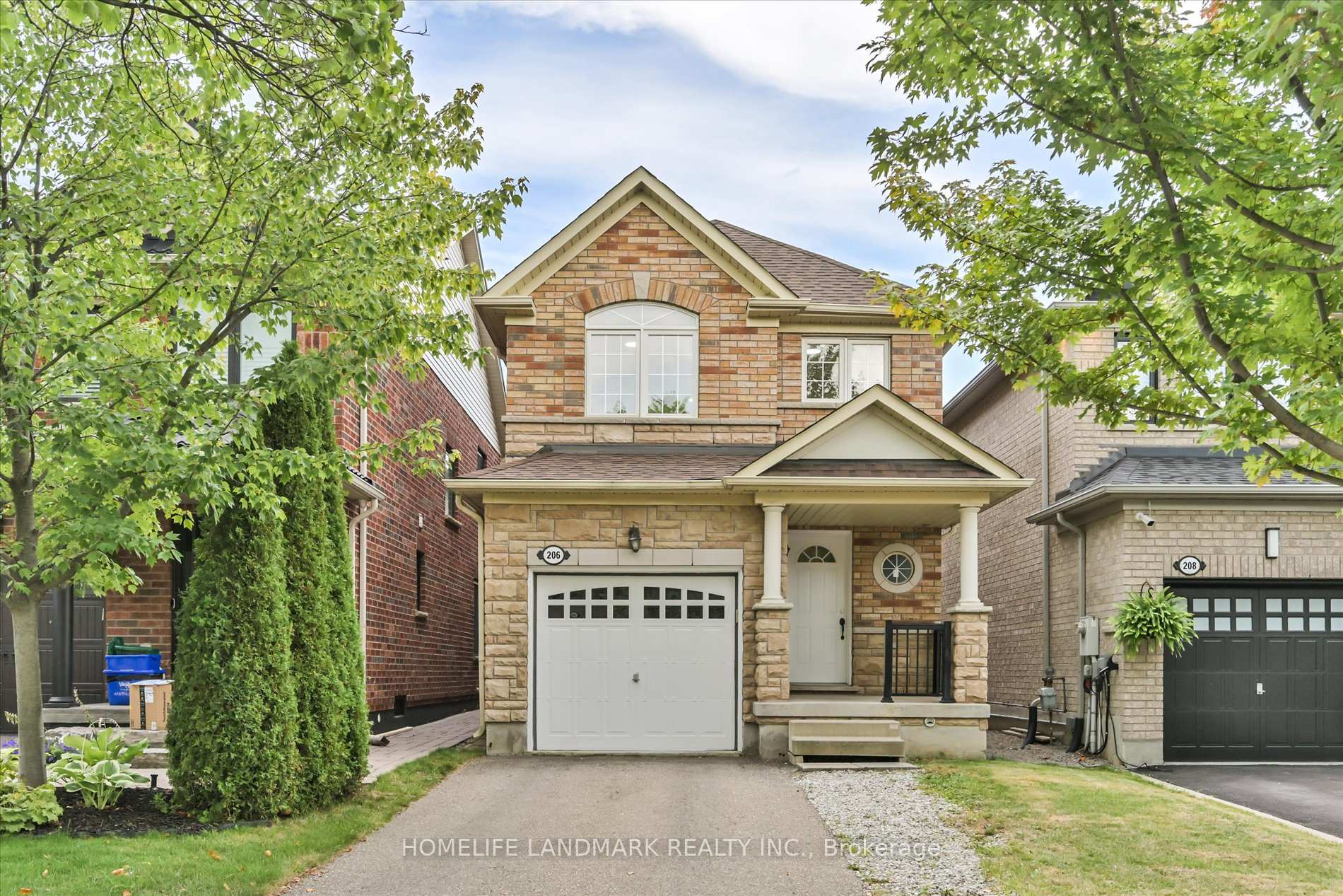 Photo 1 of 206 Venice Gate Drive, Vaughan, Vellore Village — HOMEH