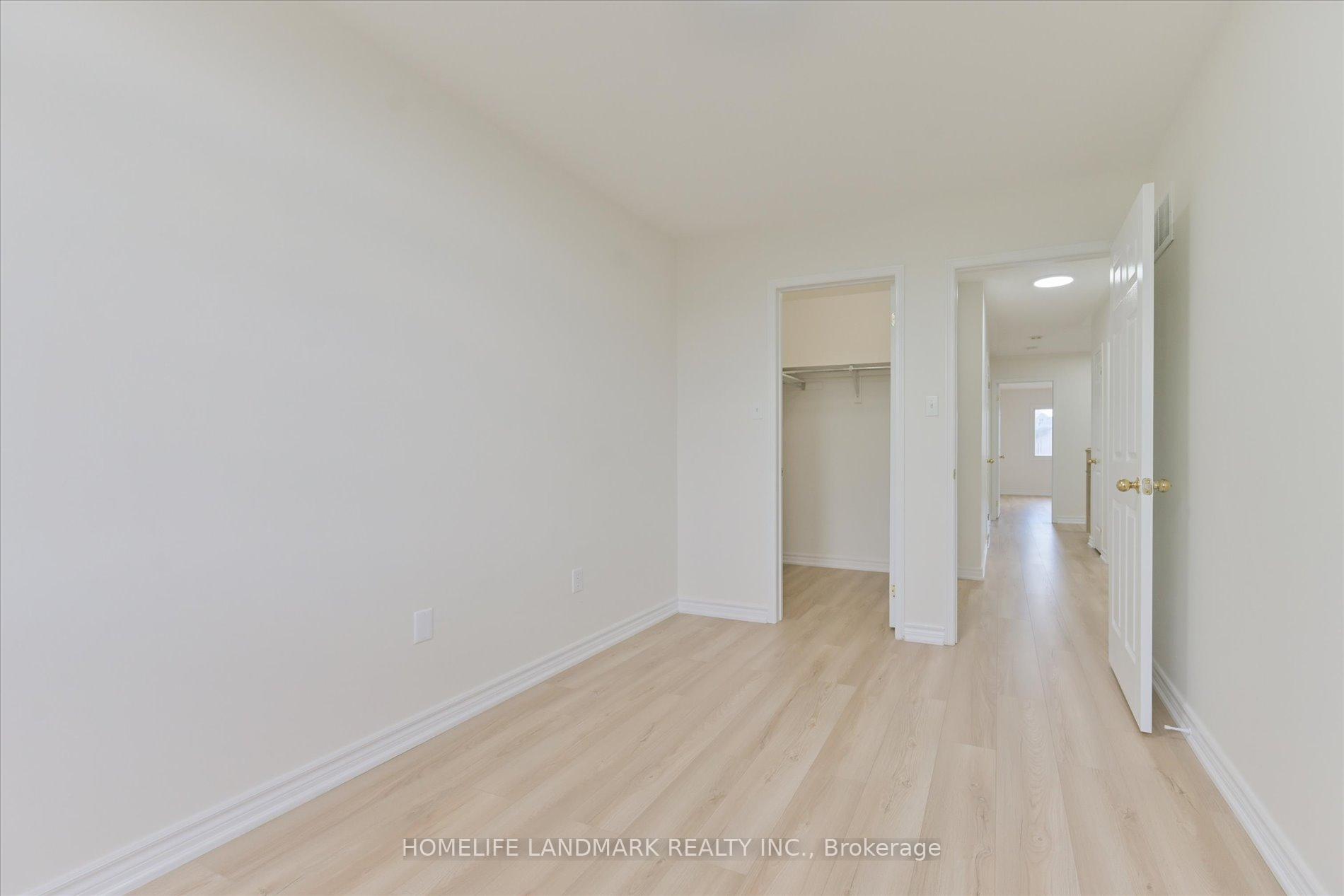 Photo 26 of 206 Venice Gate Drive, Vaughan, Vellore Village — HOMEH