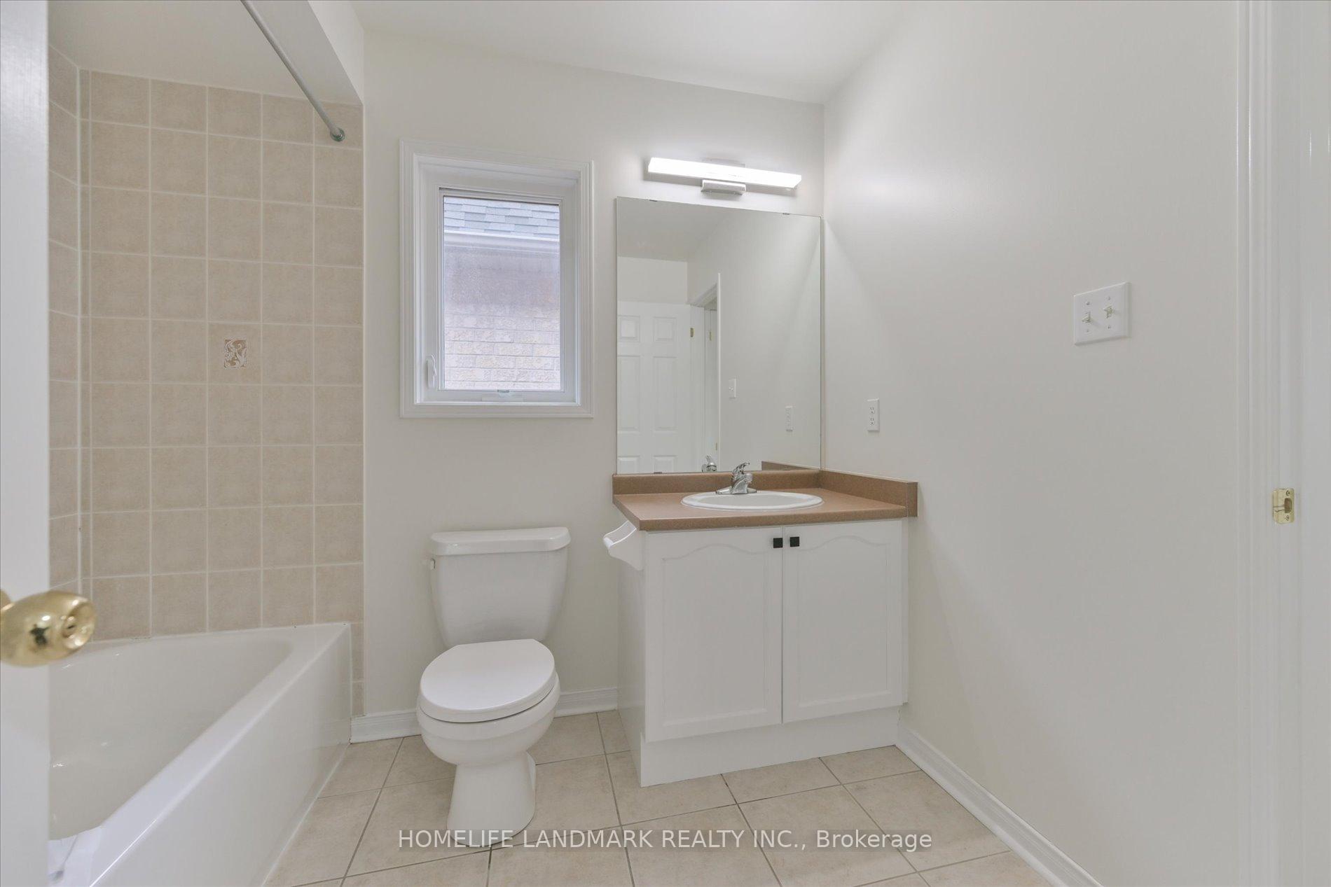 Photo 29 of 206 Venice Gate Drive, Vaughan, Vellore Village — HOMEH