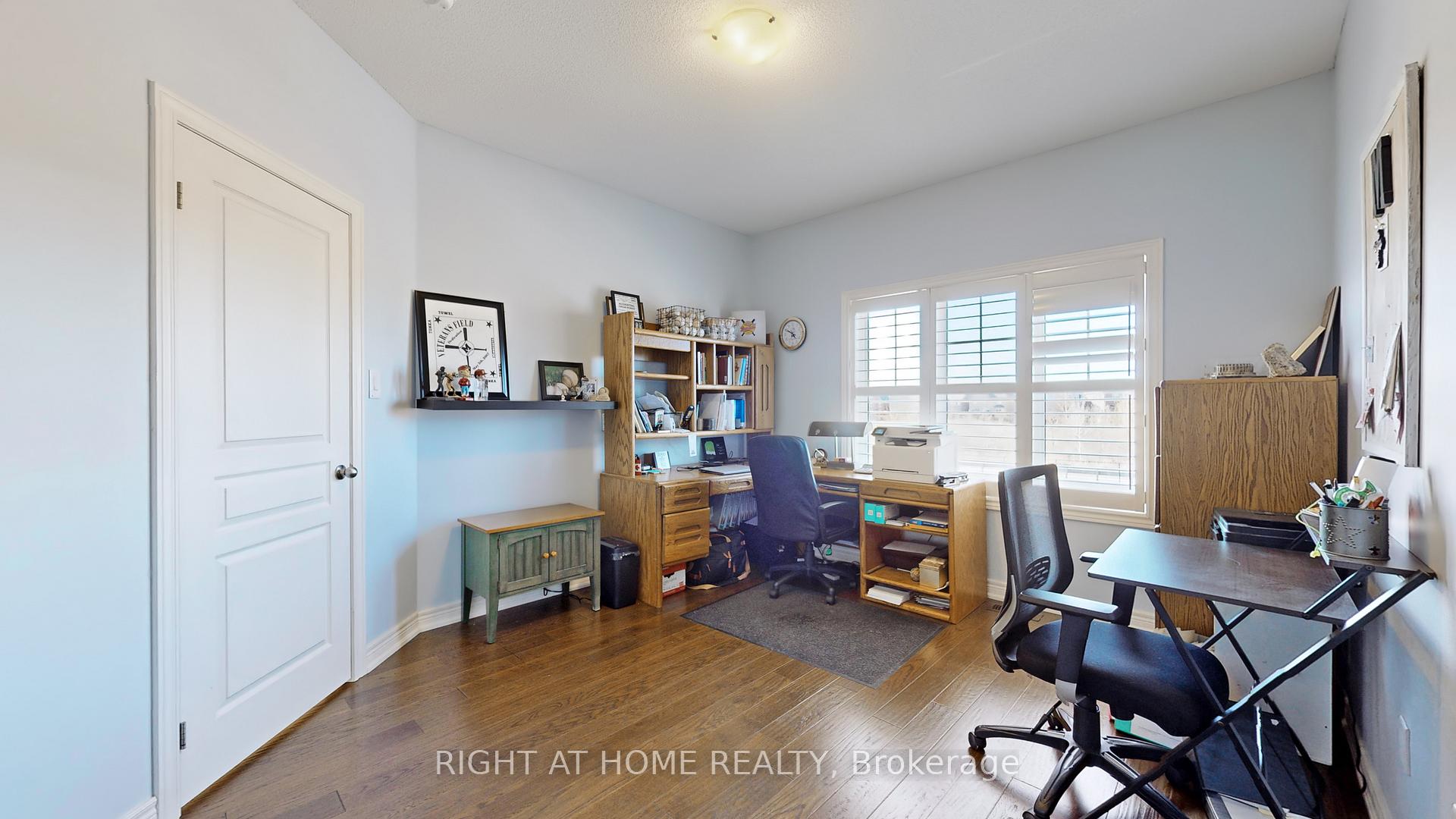 Photo 36 of 253 East's Corners Boulevard S, Vaughan, Kleinburg — HOMEH