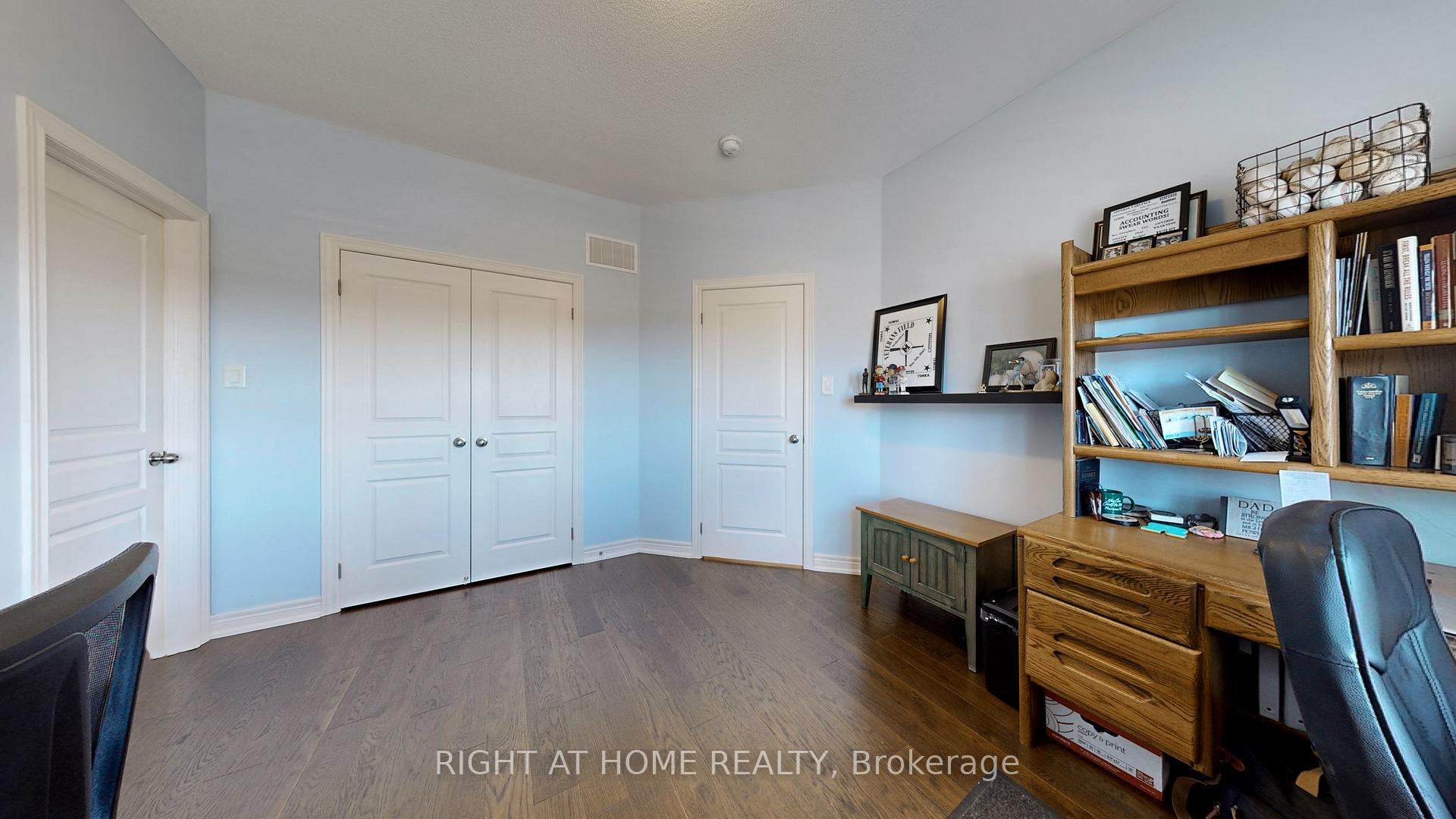 Photo 39 of 253 East's Corners Boulevard S, Vaughan, Kleinburg — HOMEH