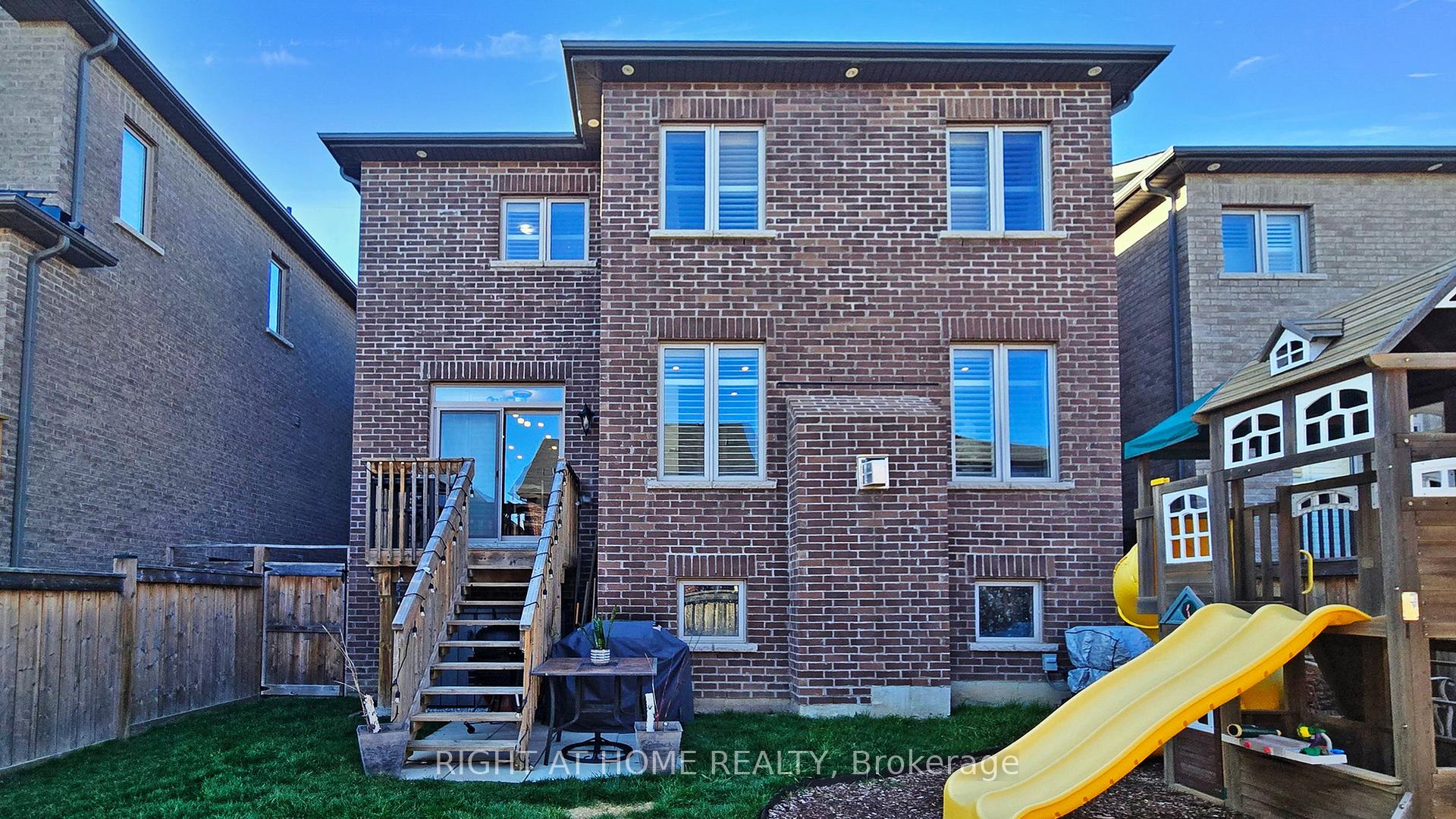 Photo 41 of 253 East's Corners Boulevard S, Vaughan, Kleinburg — HOMEH