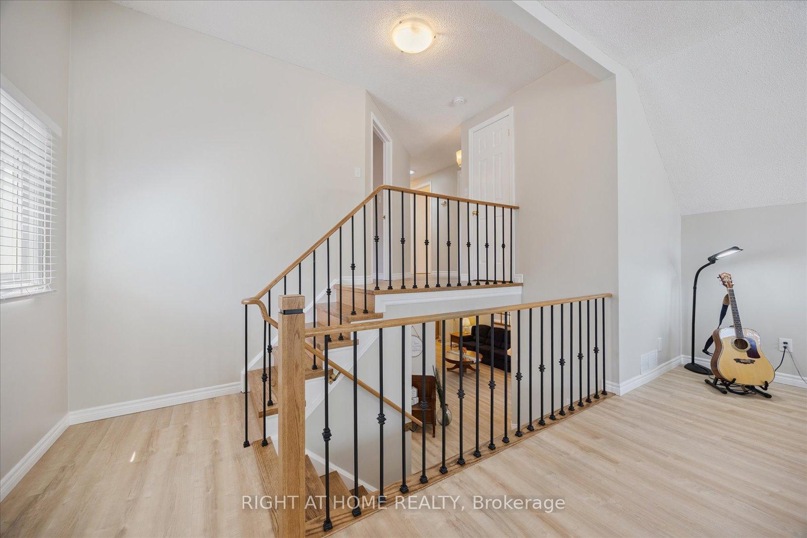 Photo 12 of 123 Ravenscroft Road, Ajax, Central West — HOMEH