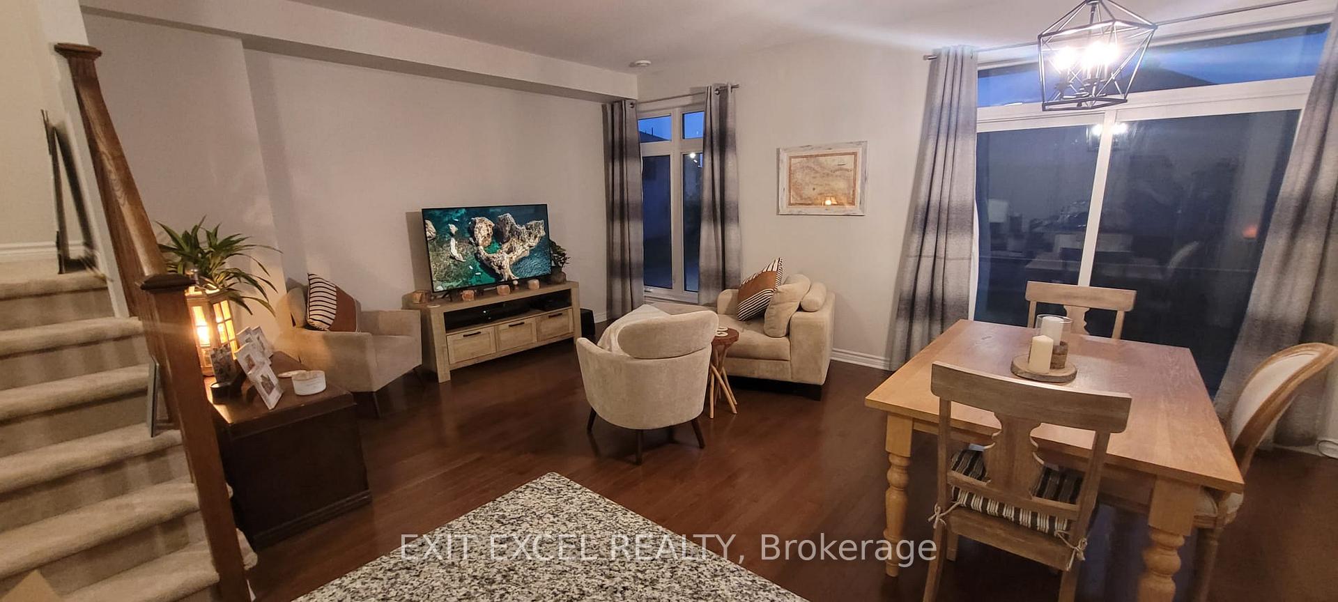 Photo 12 of 568 Labrador Crescent, Ottawa, Blossom Park/Kemp Park/Findlay Creek — HOMEH