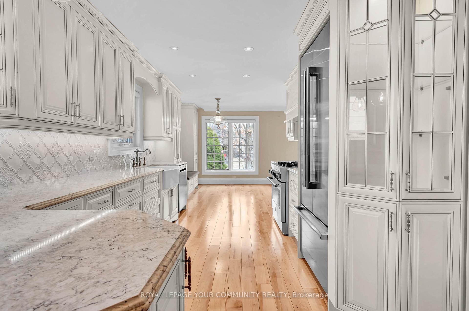 Photo 2 of 998 Vistula Drive, Pickering, West Shore — HOMEH