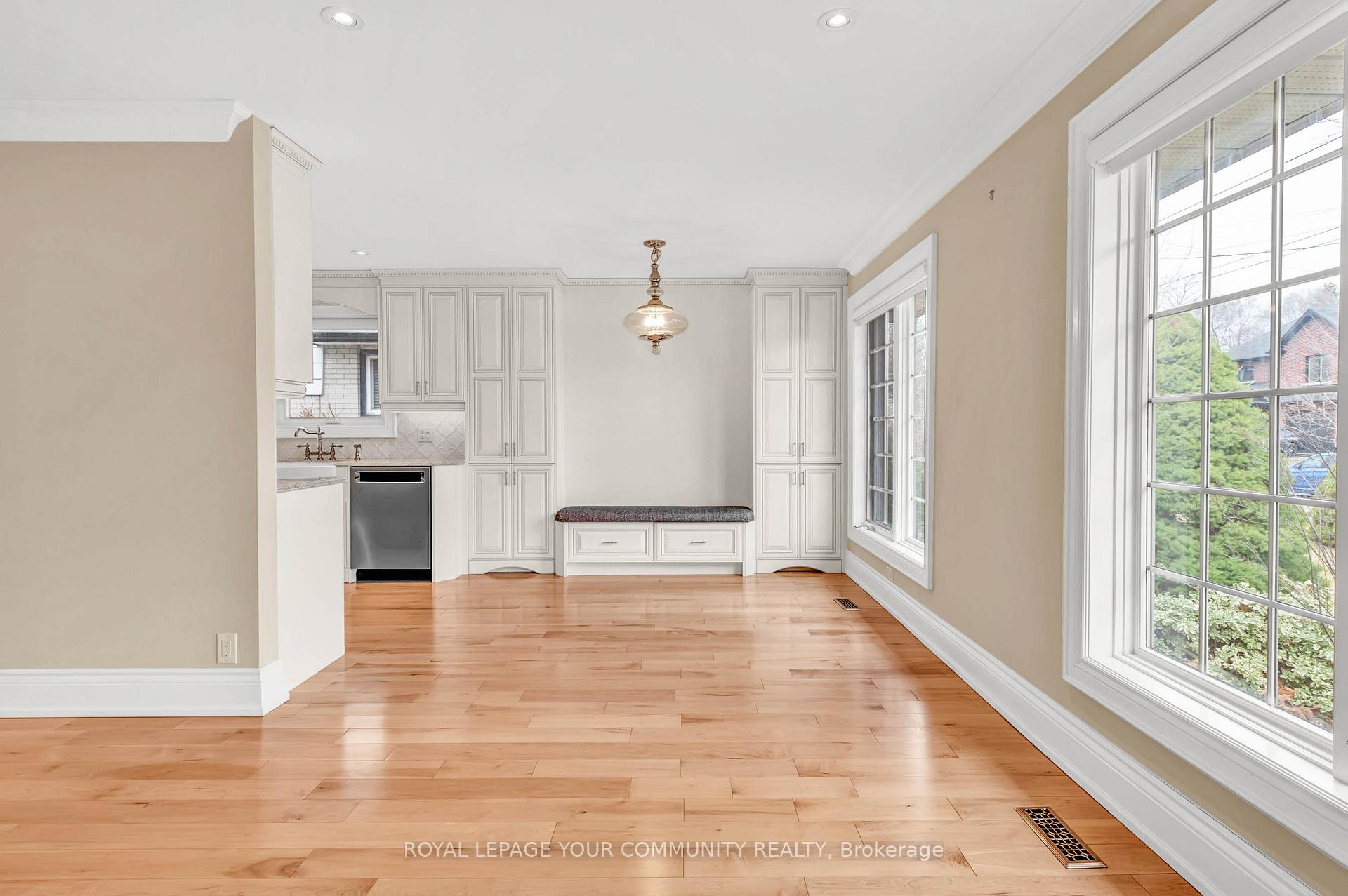 Photo 9 of 998 Vistula Drive, Pickering, West Shore — HOMEH