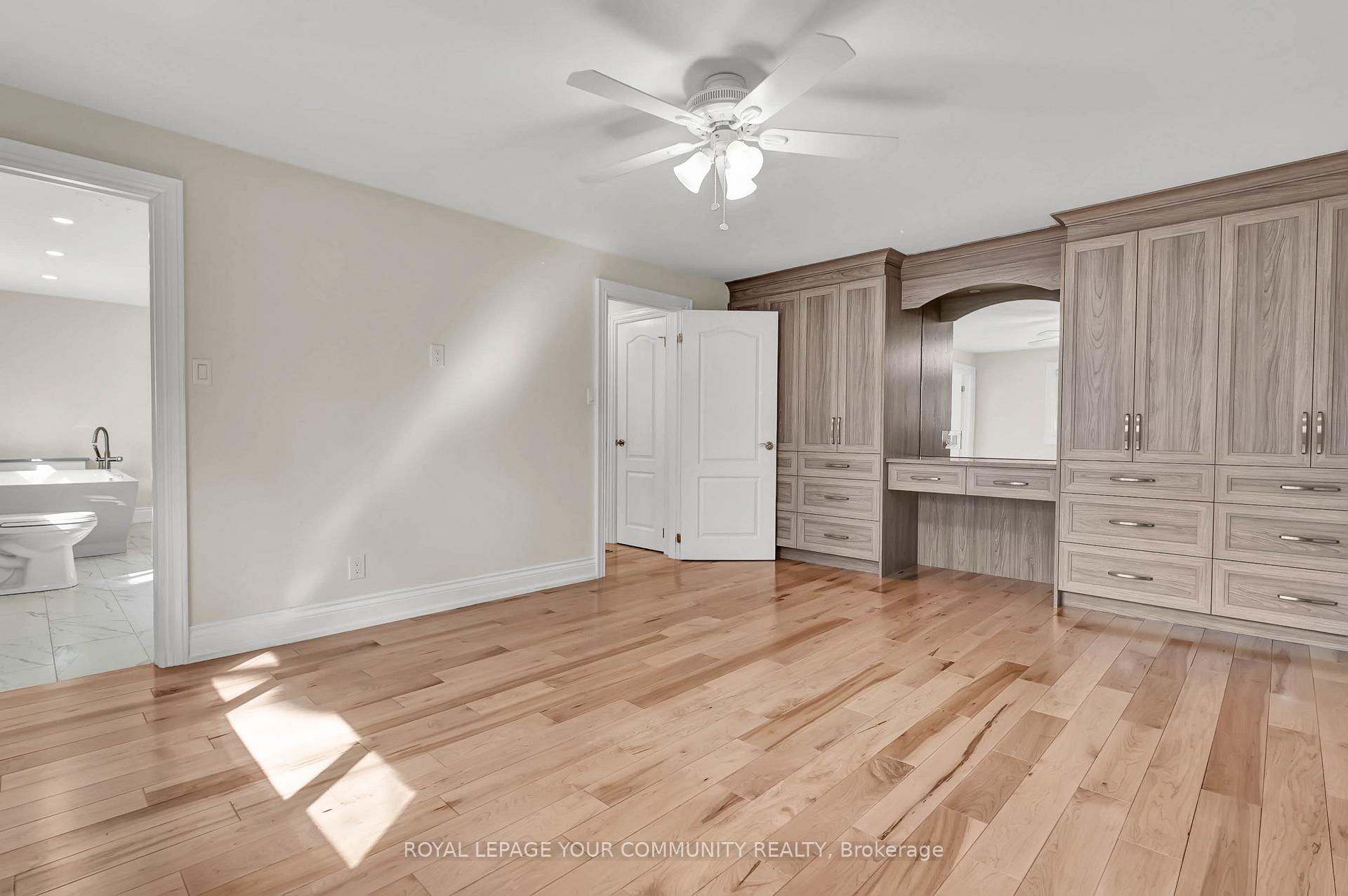 Photo 12 of 998 Vistula Drive, Pickering, West Shore — HOMEH